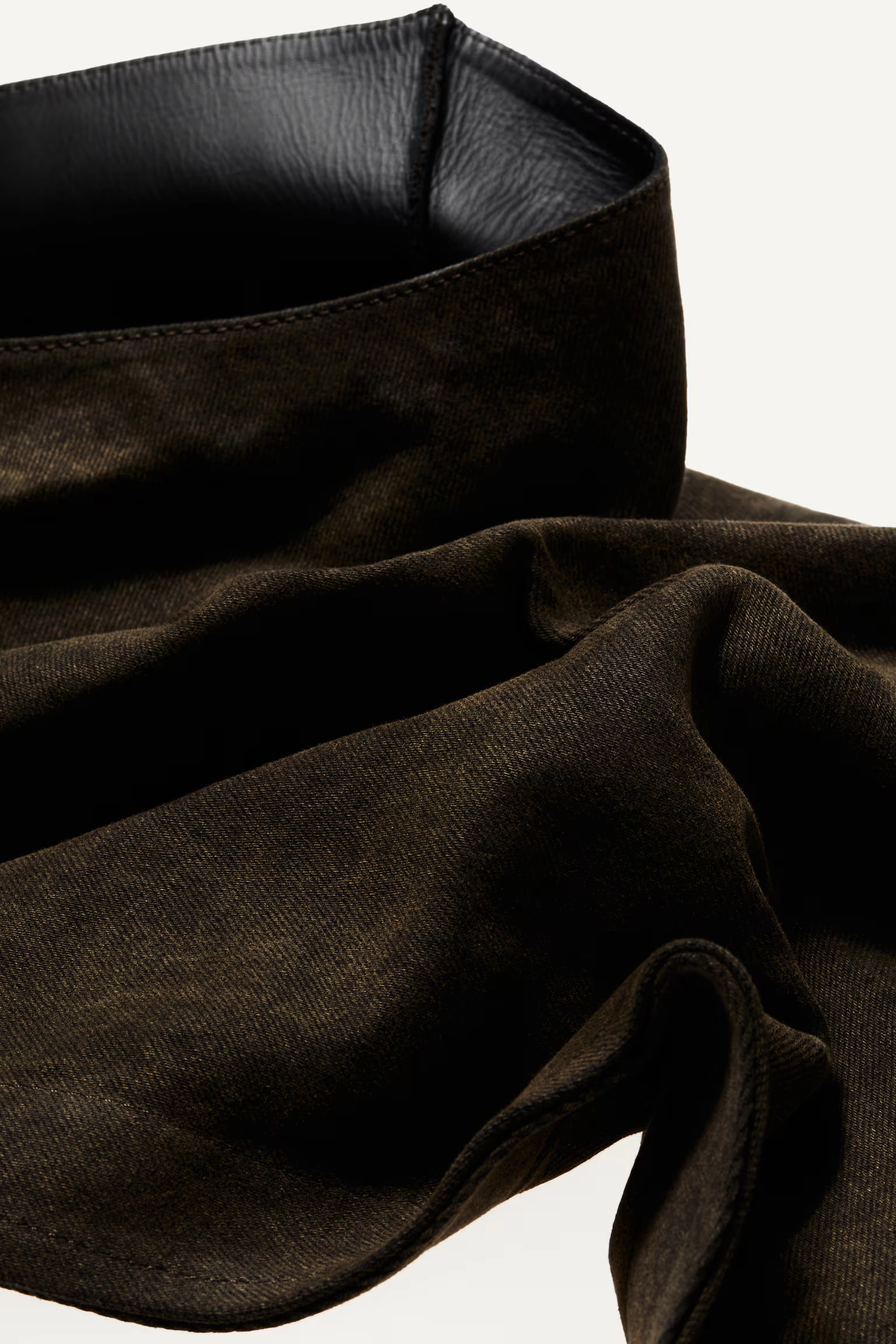 BLACK LEATHER LINING