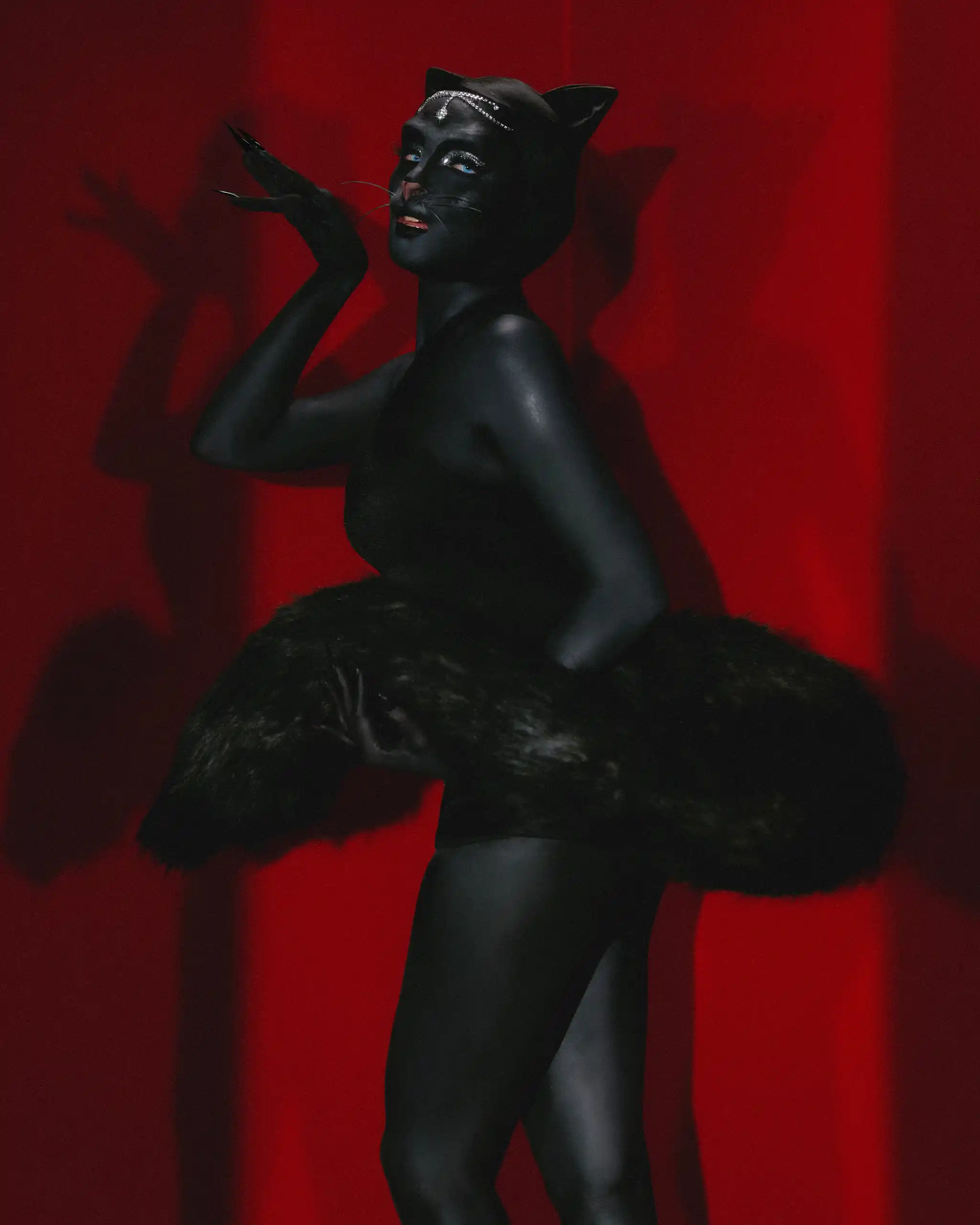 BLYTHE RETURNS AS THE HALLOQUEEN