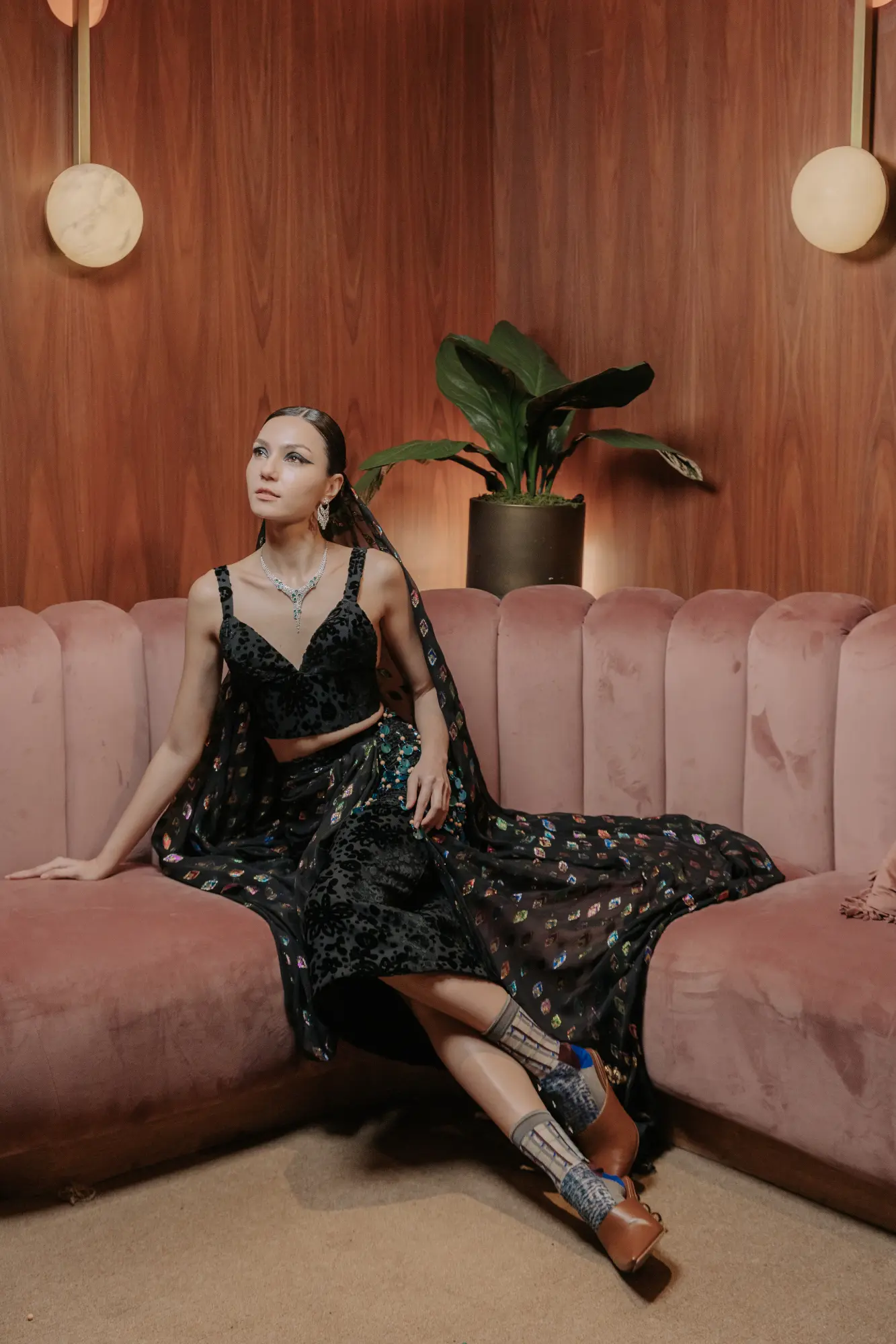 LOOK 6