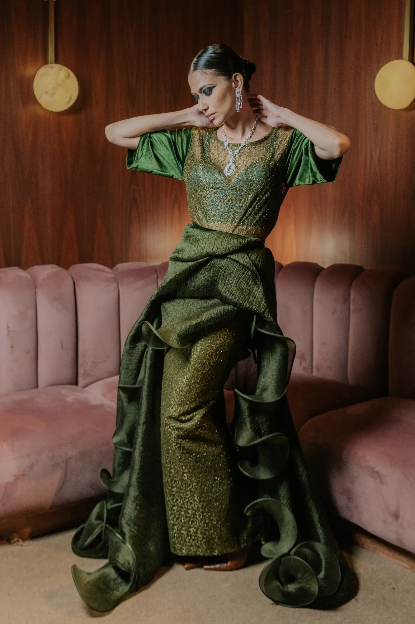 LOOK 2