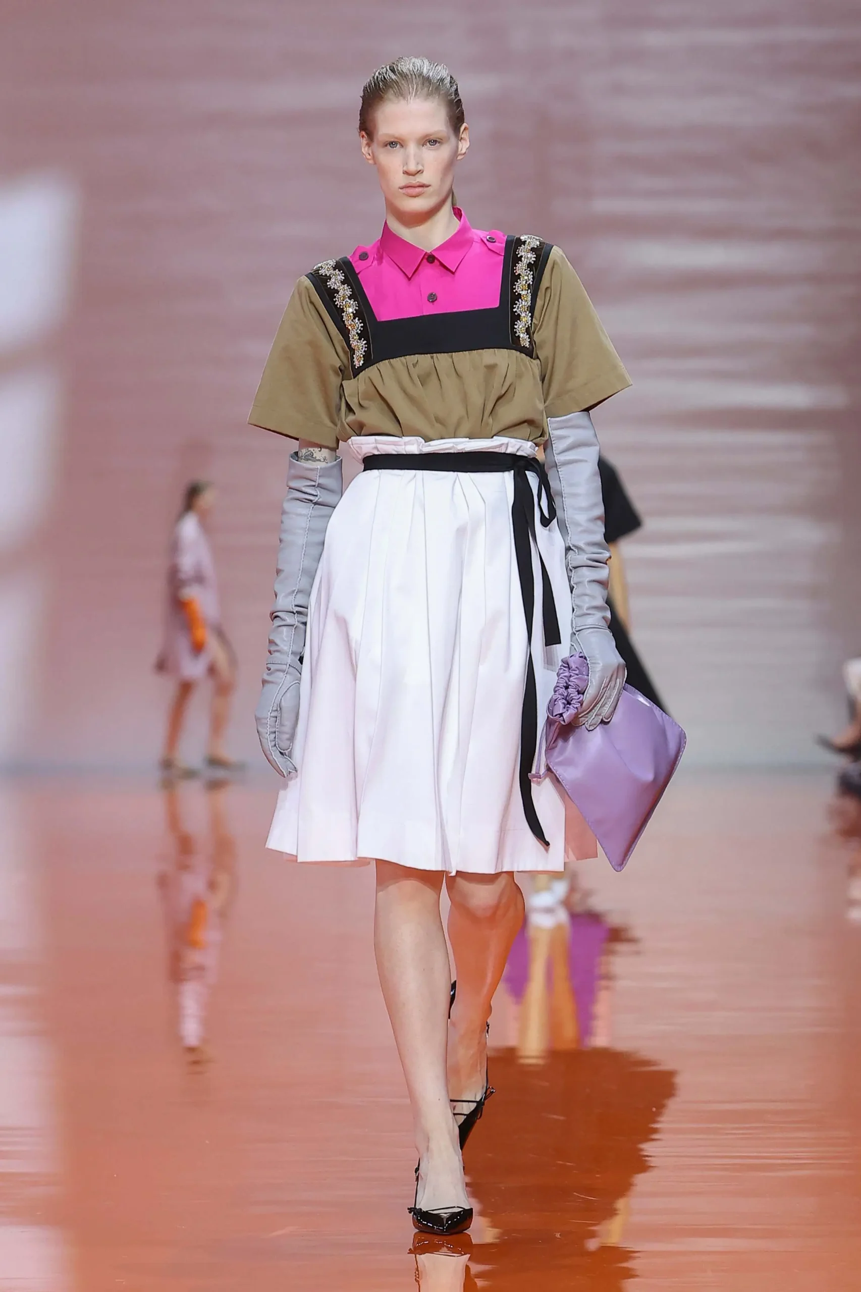 LOOK 4