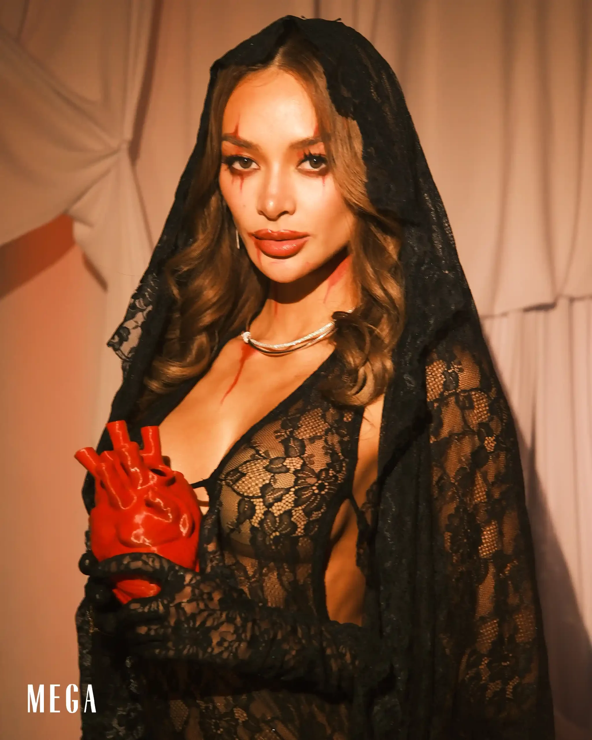 KYLIE VERZOSA AS A HEART-HUNGRY ENCHANTRESS