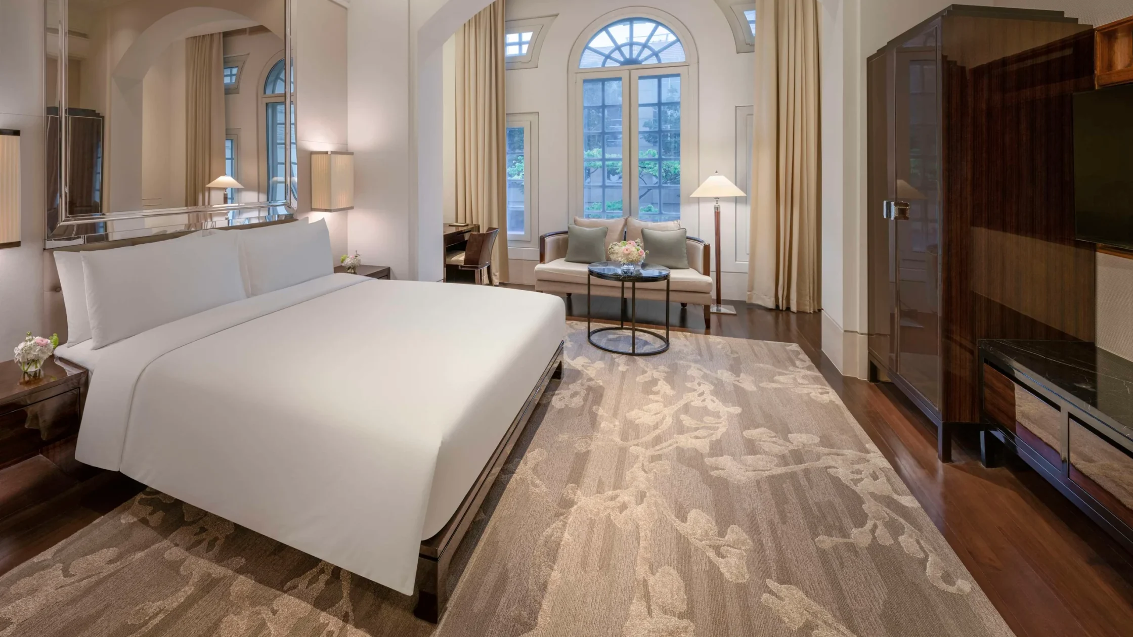Grand Deluxe Room