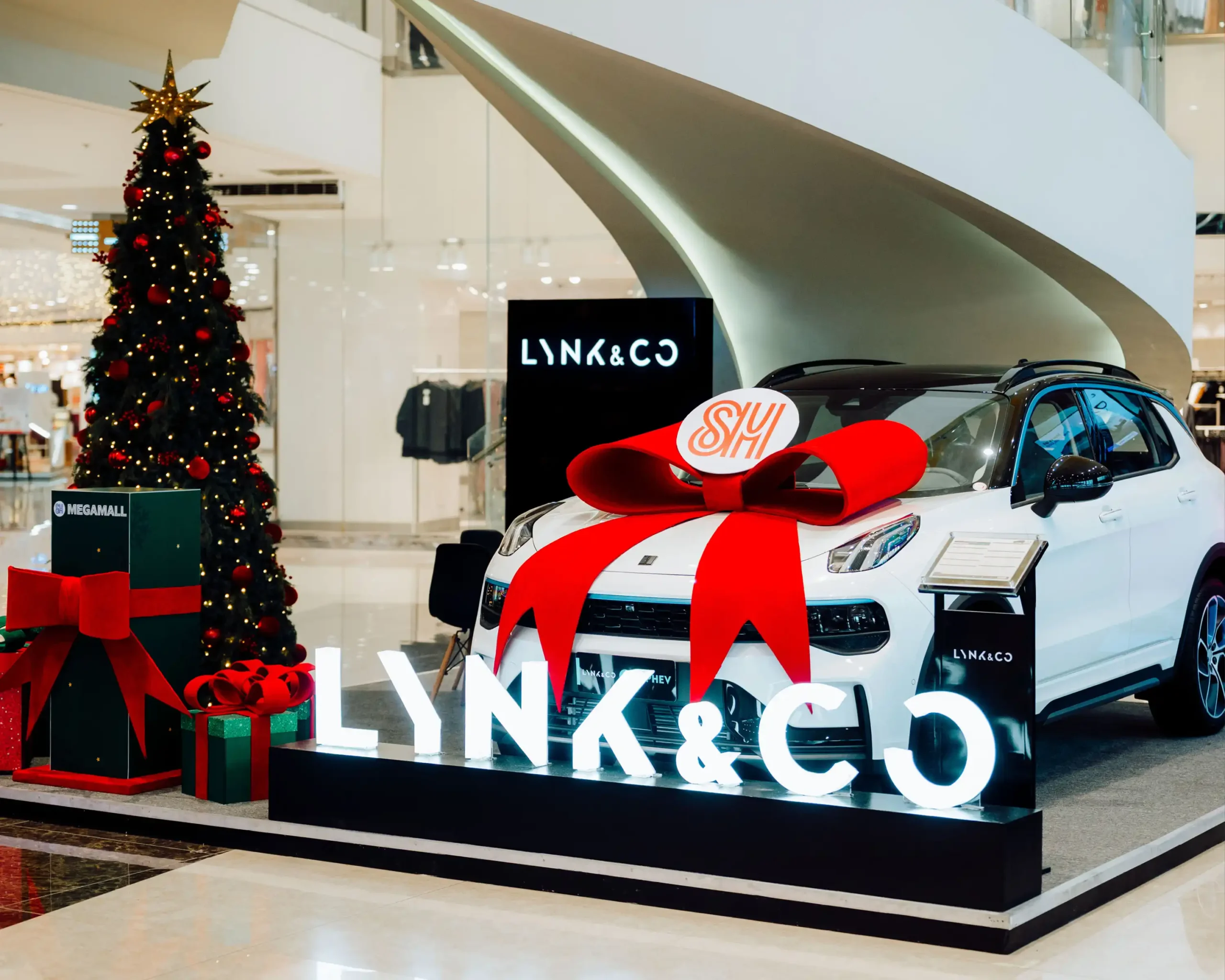 The Lynk and Co. car