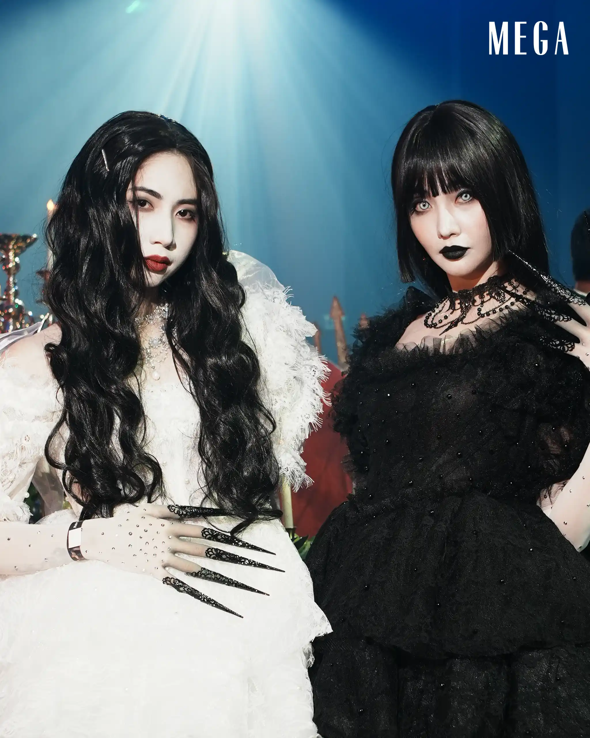 ASHLEY GOSIENGFIAO & ALODIA QUIMBO AS PORCELAIN DOLLS
