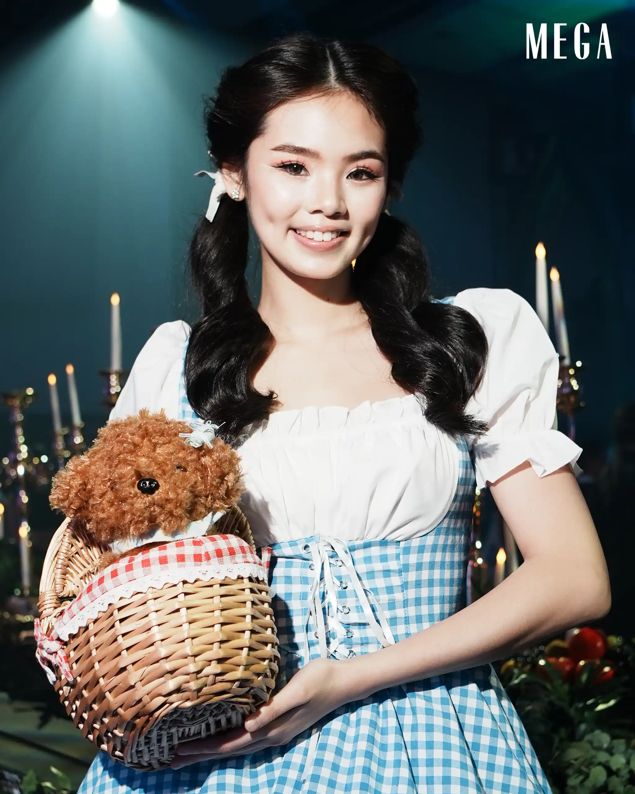 SKYE CHUA AS DOROTHY GALE