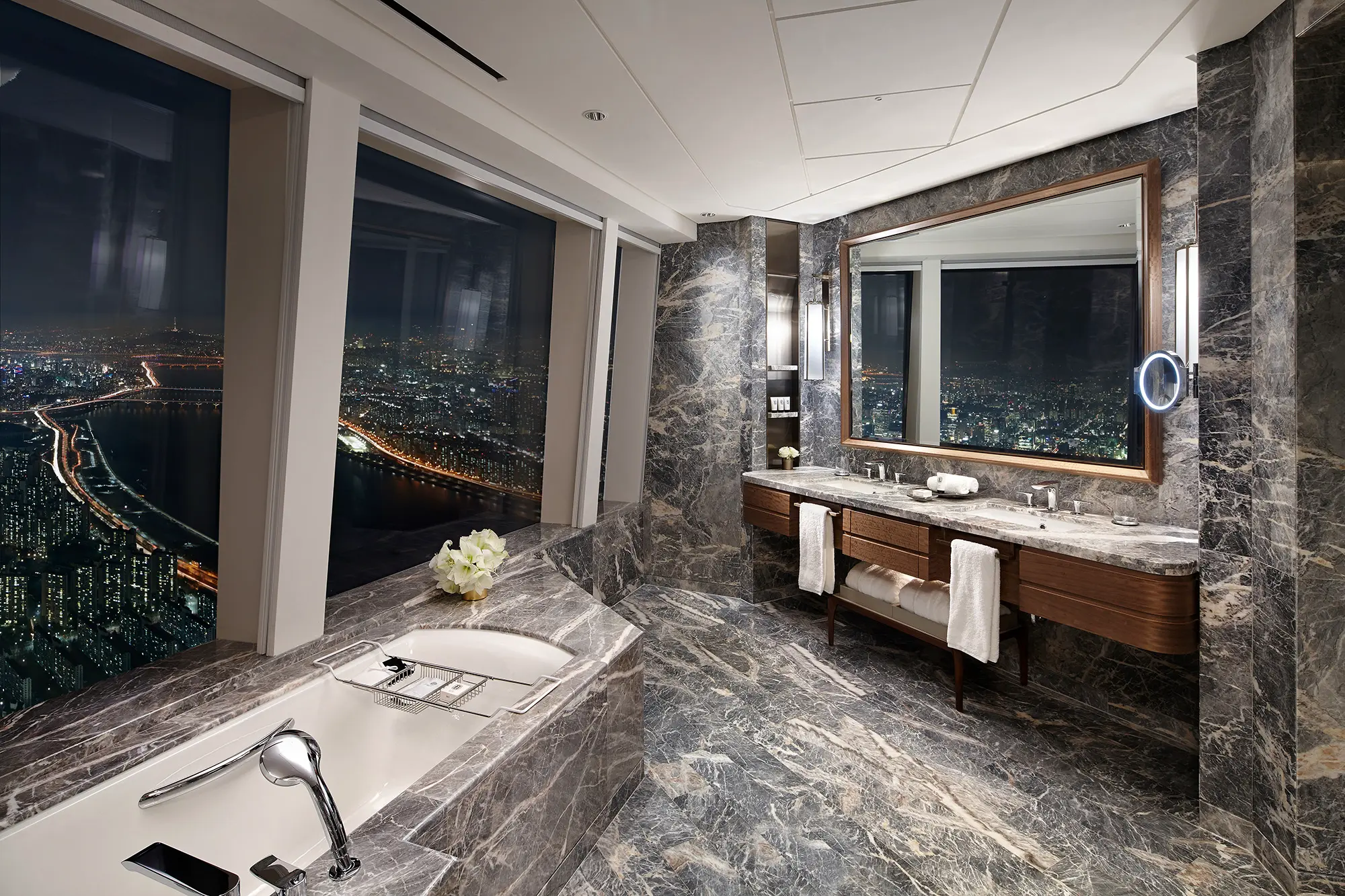 Premiere Suite