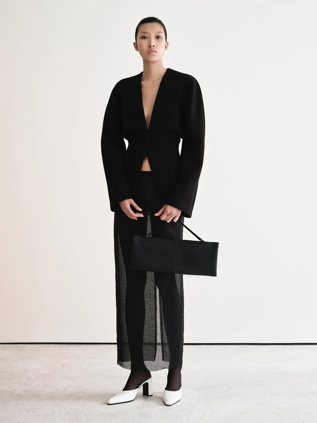 ELEGANTLY MODERN STYLE
