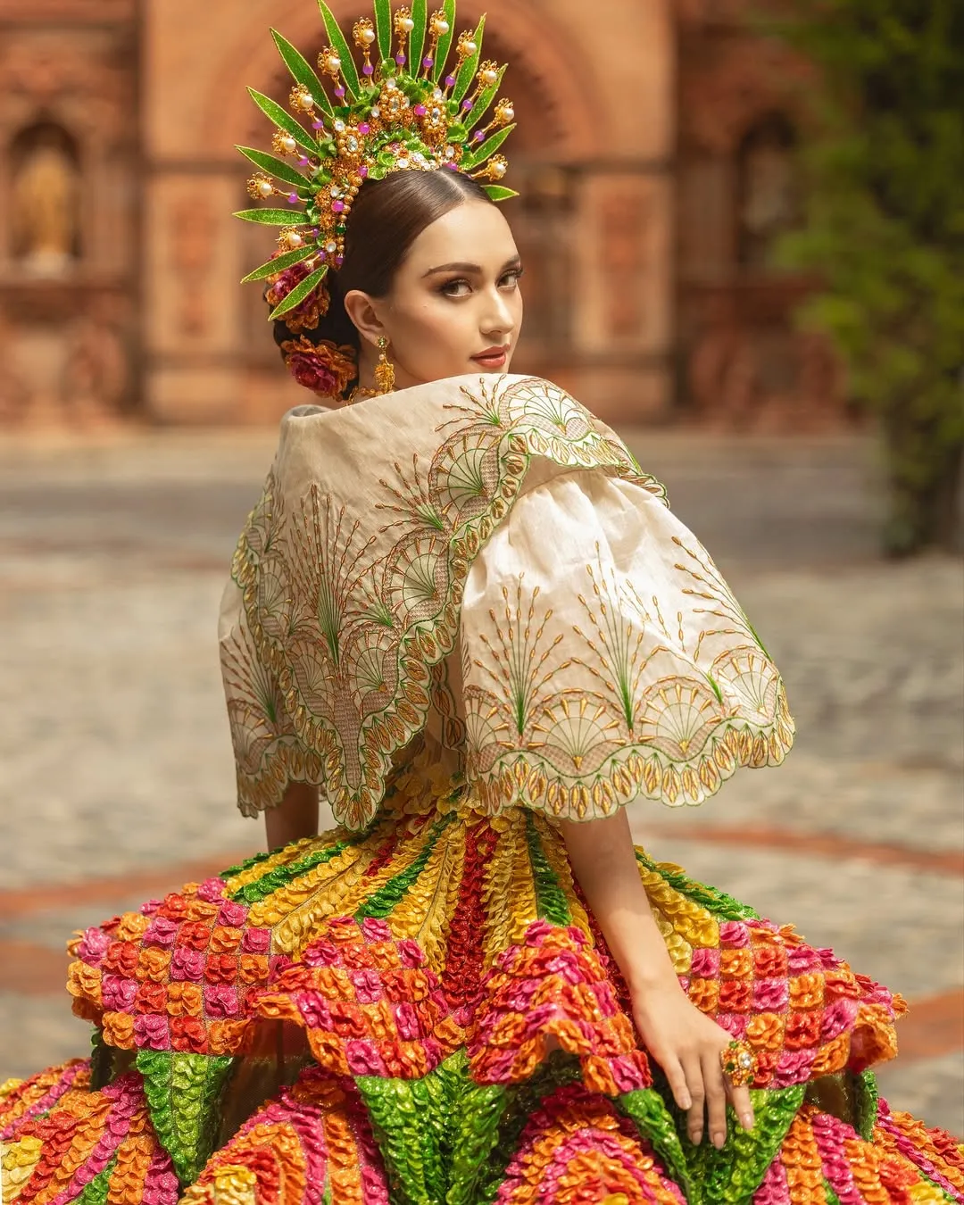 EMBROIDERY MOTIFS ON THE PIÑA FABRIC INCLUDED PALAY