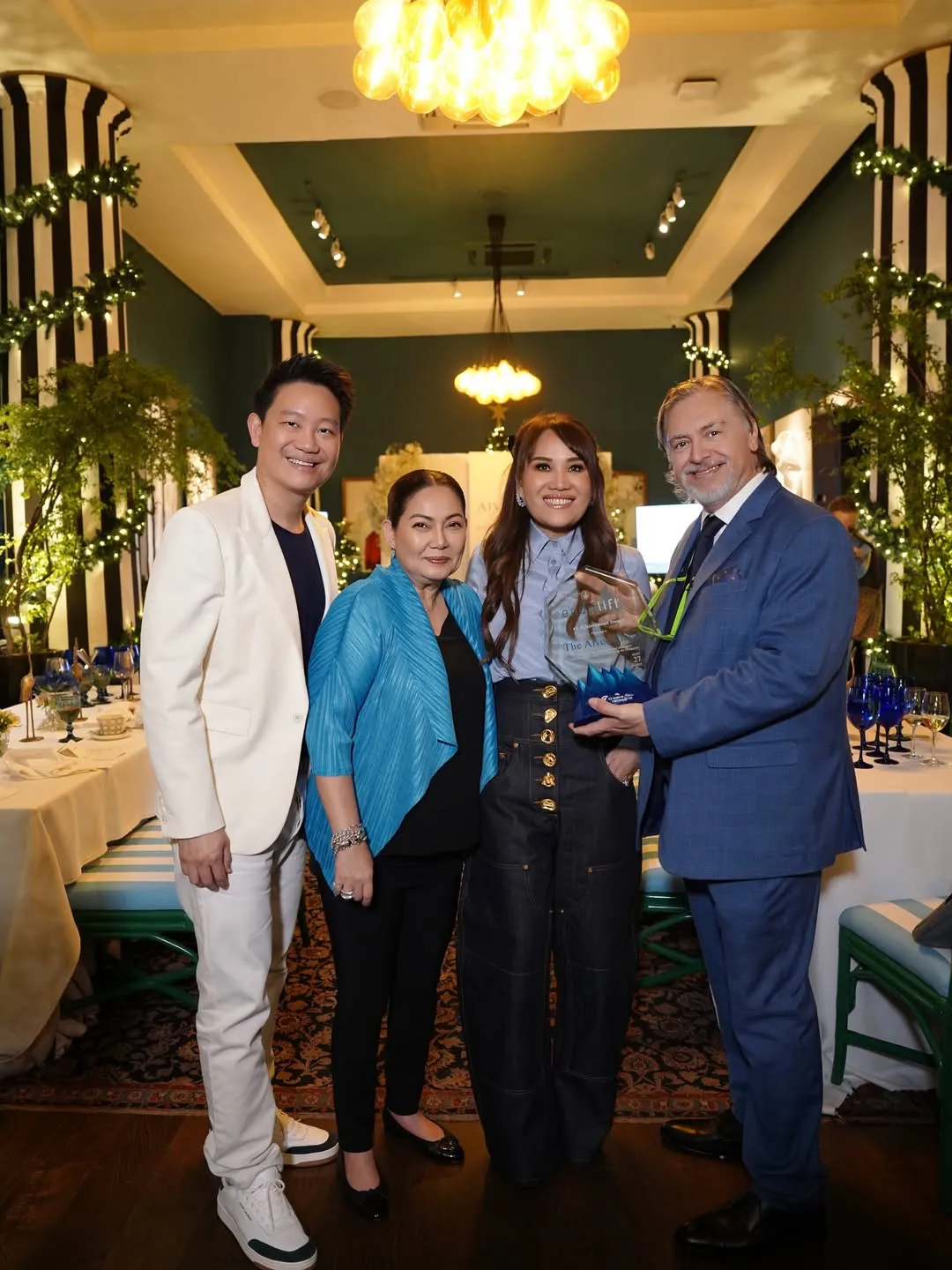 Dr. Z Teo, veteran actress Maricel Soriano, Dr. Aivee Teo, and Dr. Roberto Ruffa at the event