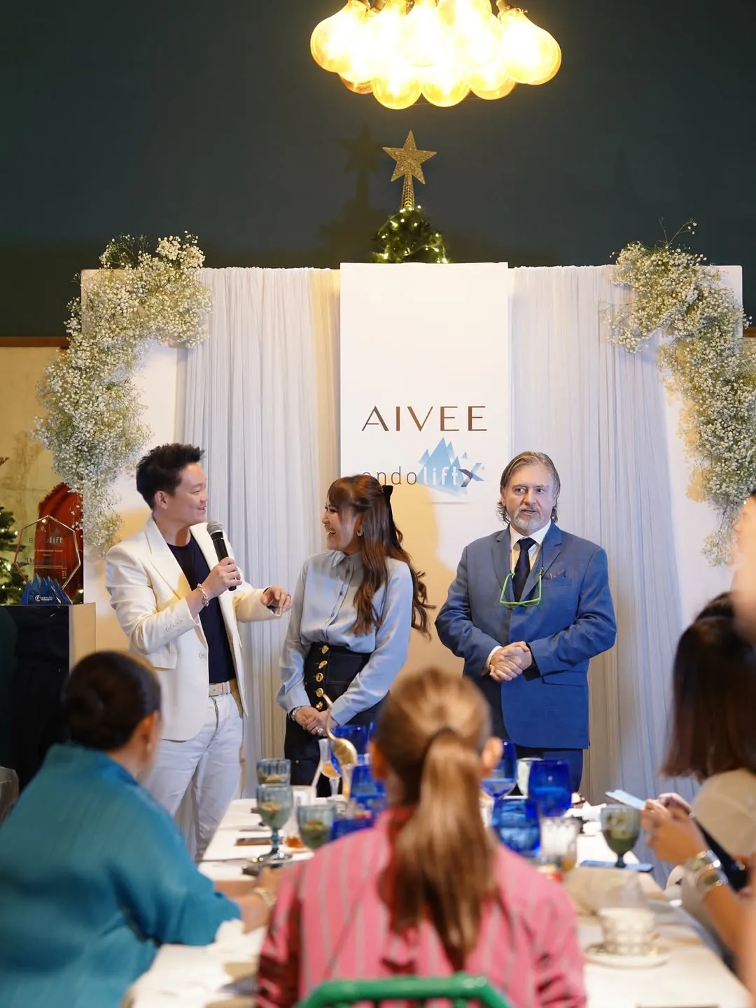 Endolift international trainer Dr. Roberto Ruffa was present DURING THE EVENT