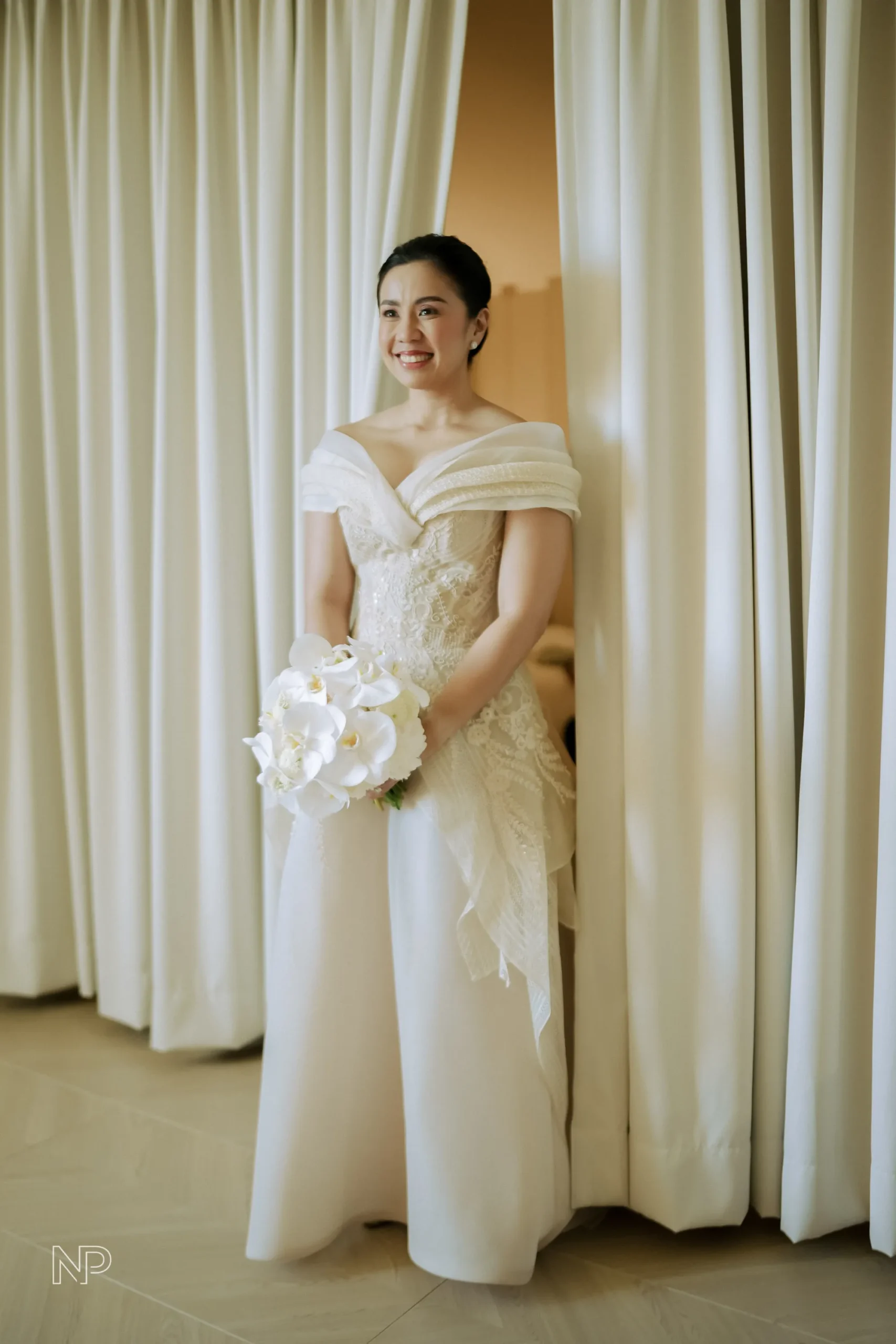 UNDERSTATED ELEGANCE, CAREFULLY HANDSEWN