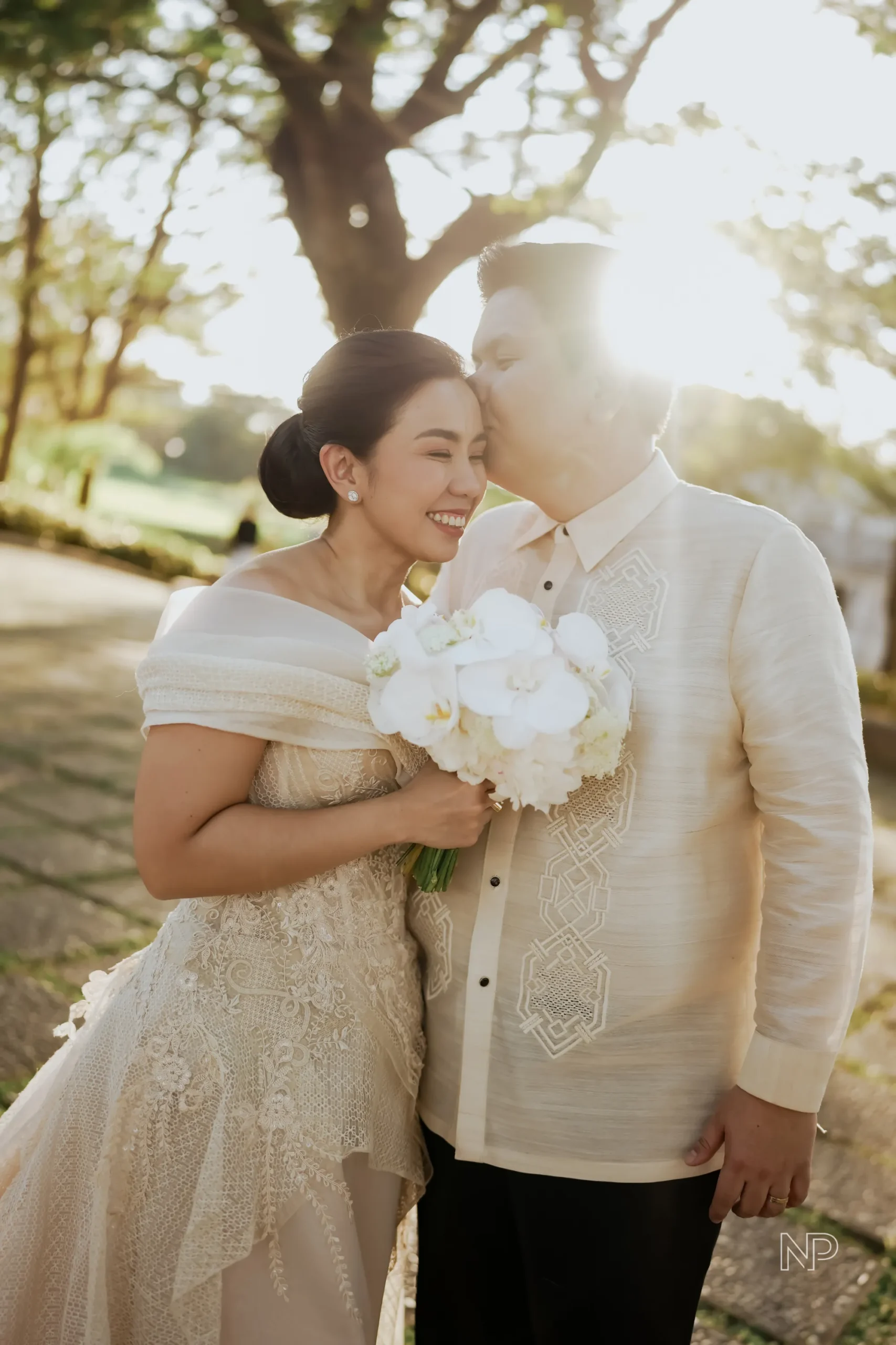THE NEWLYWEDS WELCOME A NEW CHAPTER OF REMEMBRANCE AND HOPE