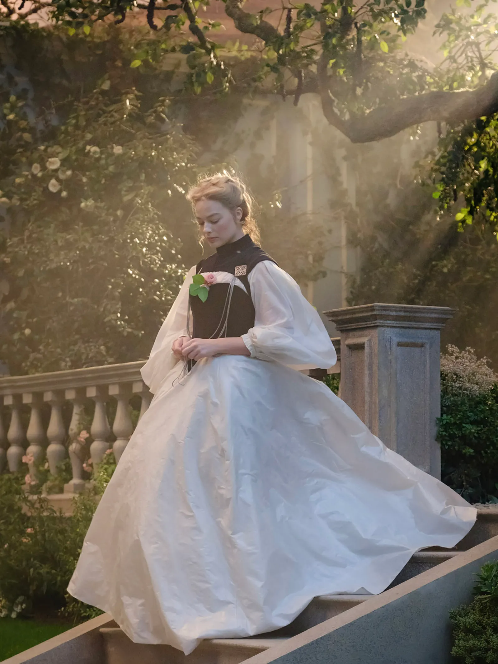 MARGOT ROBBIE AS CATHERINE EARNSHAW