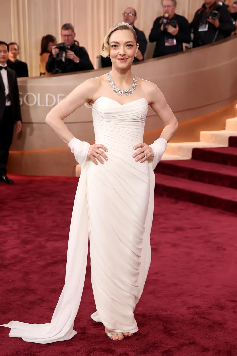 Amanda Seyfried in Versace