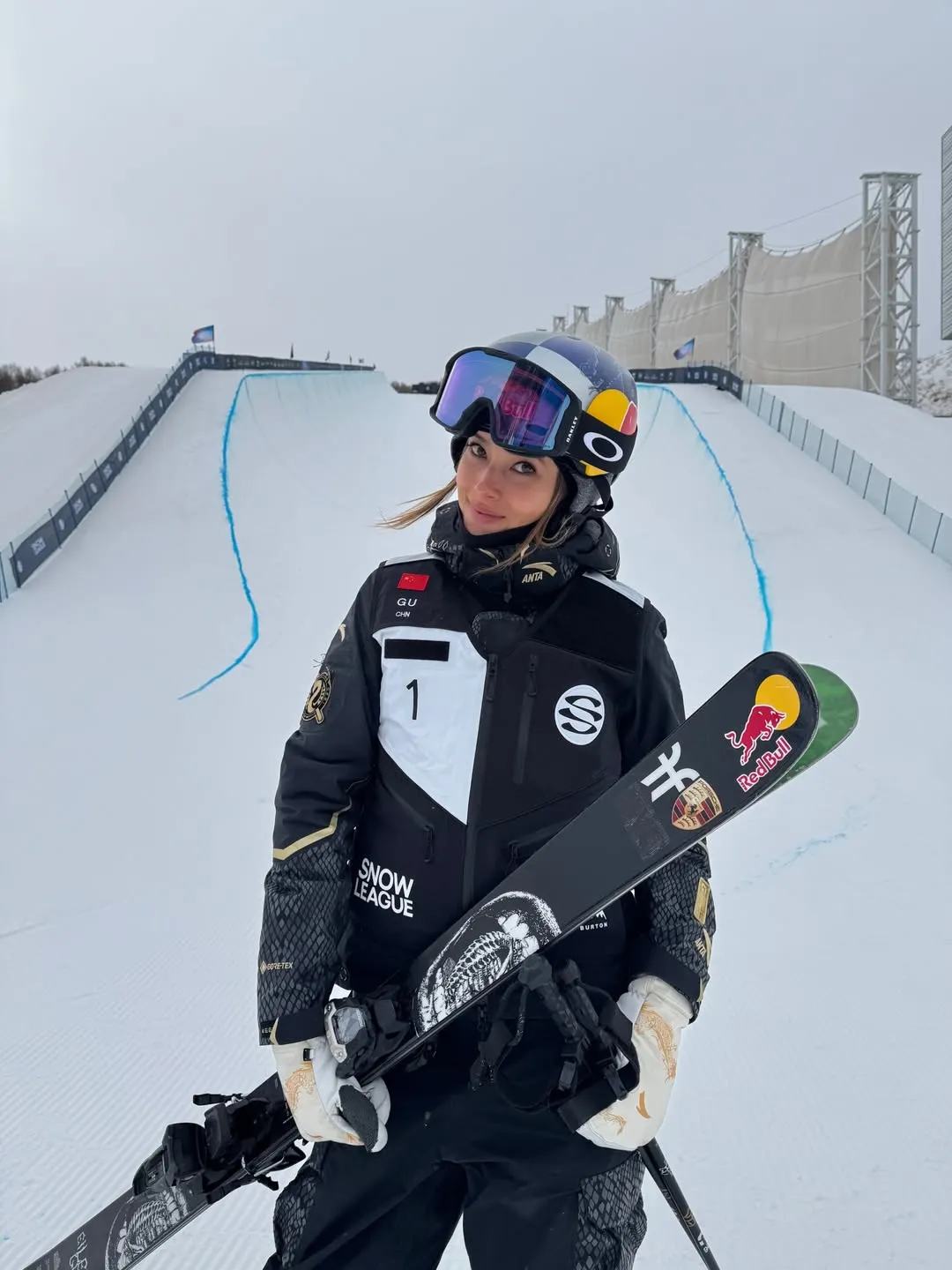 EILEEN GU, CHINESE AMERICAN FREESKIER