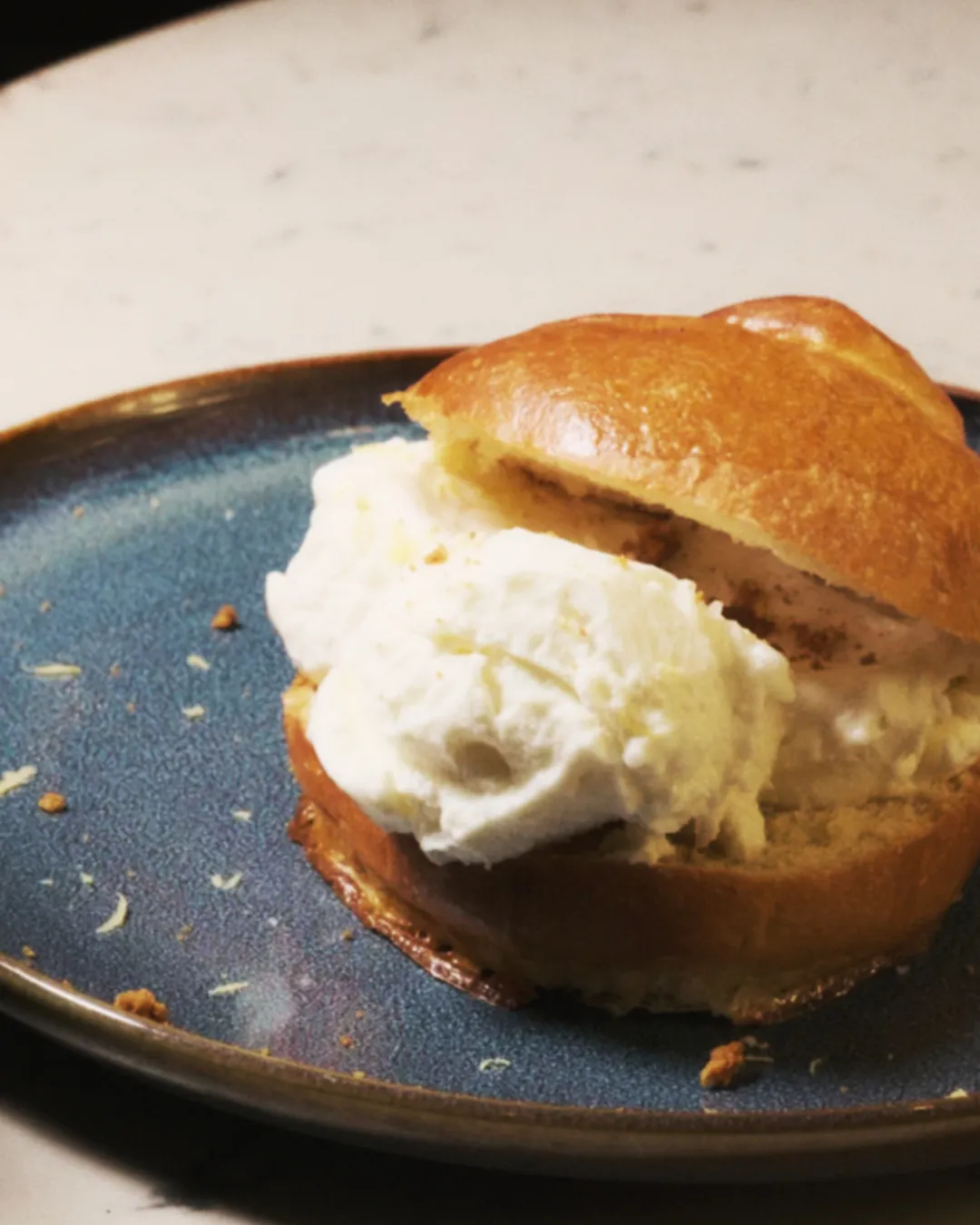 Brioche con Gelato