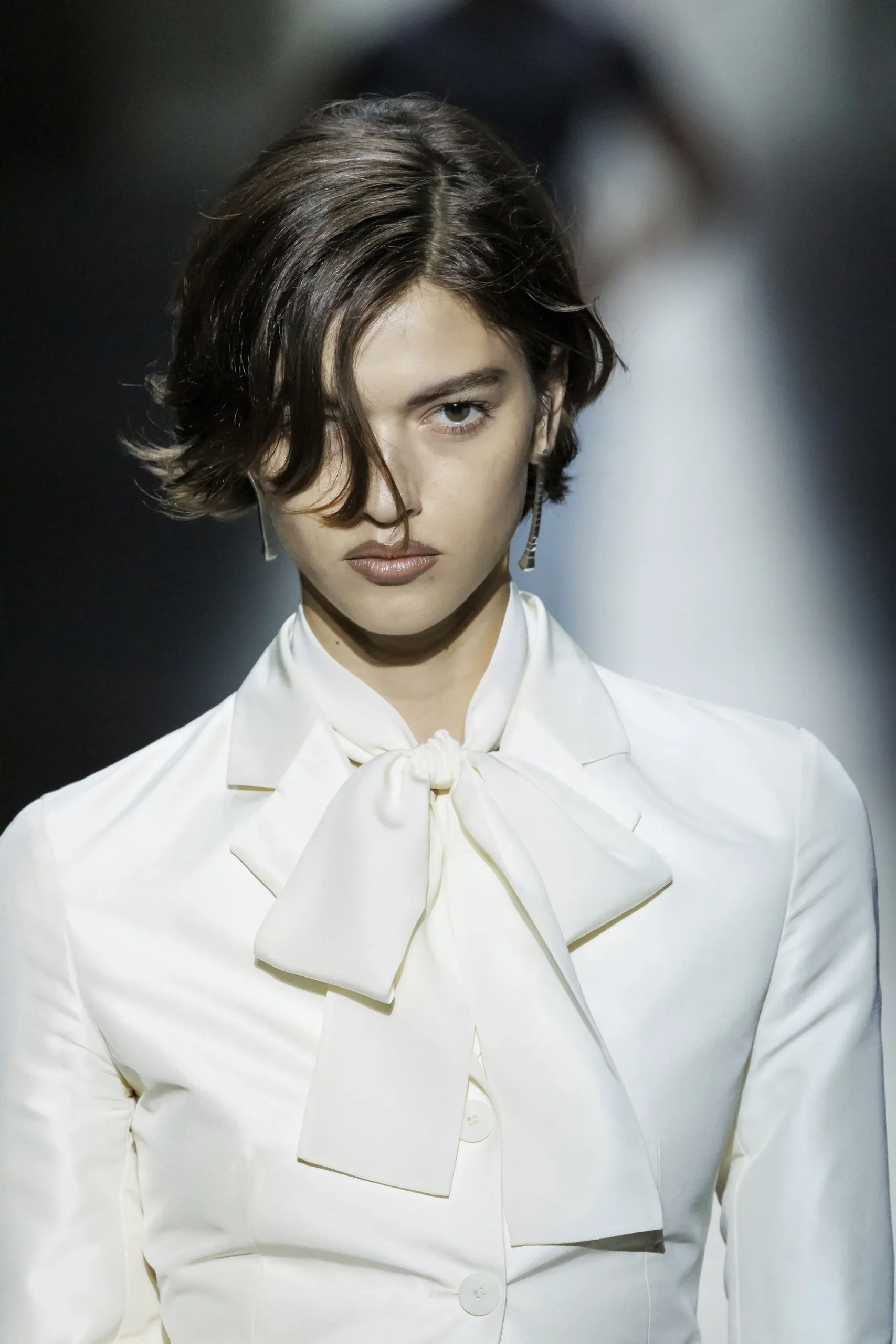 The asymmetrical part makes a return