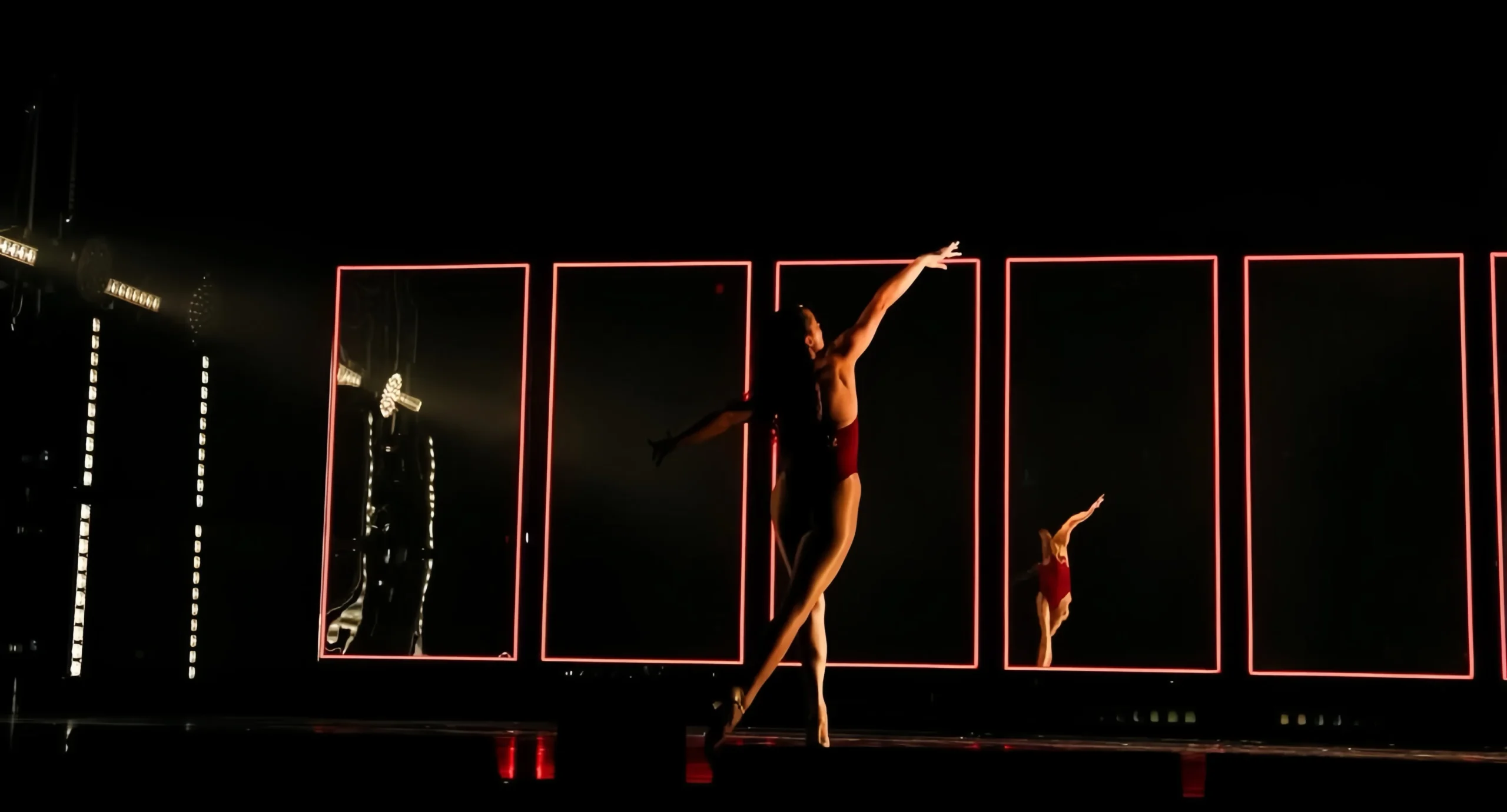 AN EVERLASTING tribute to DANCERS