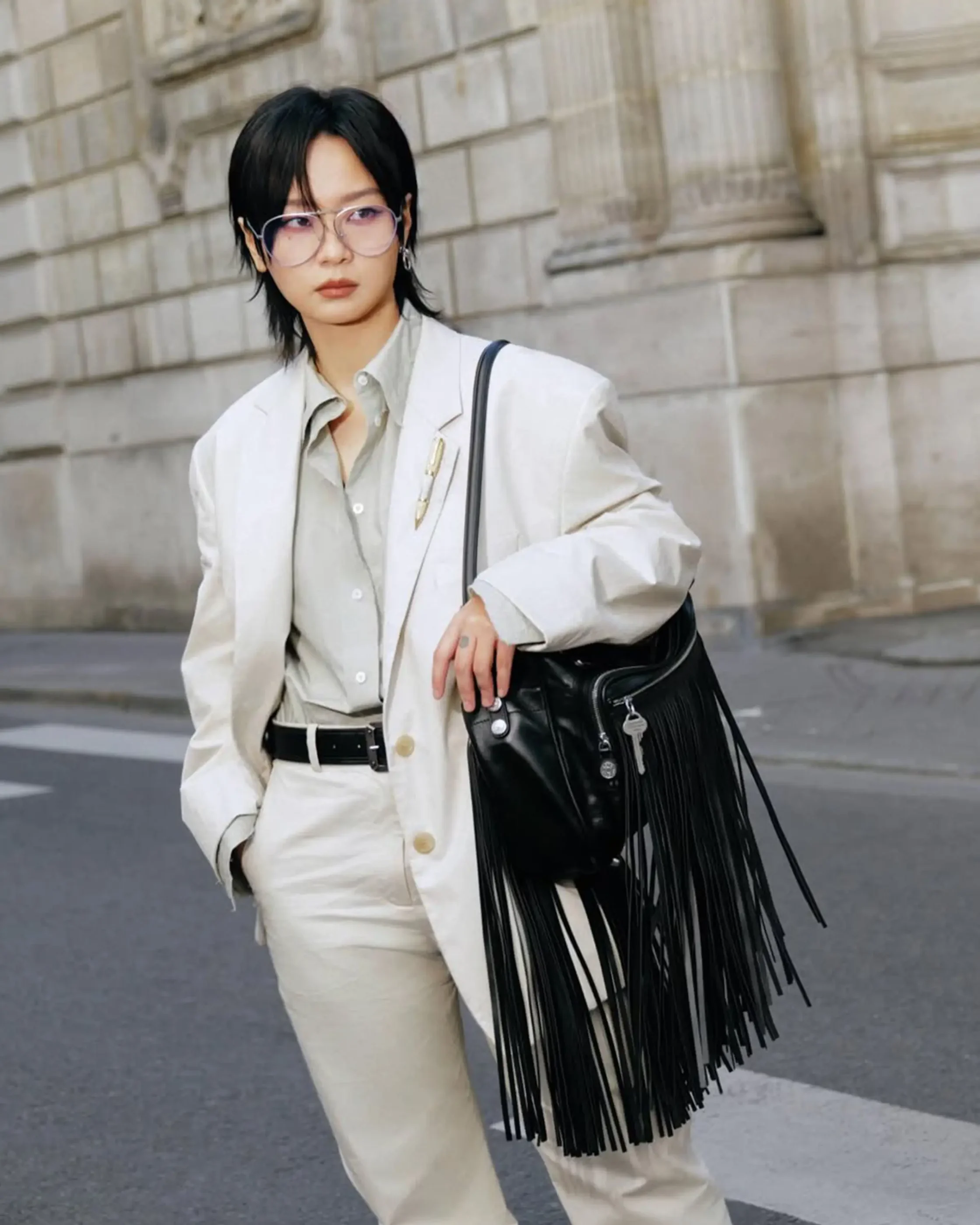 Bibi Zhou