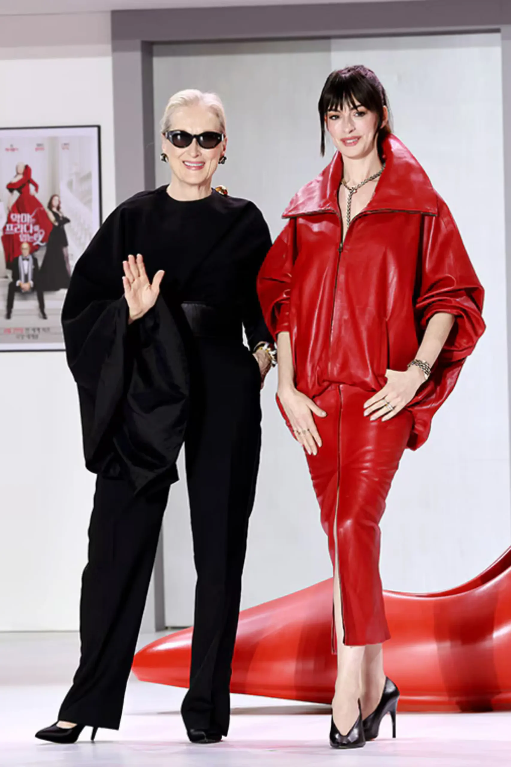 STREEP IN CUSTOM CELINE, HATHAWAY IN BALENCIAGA