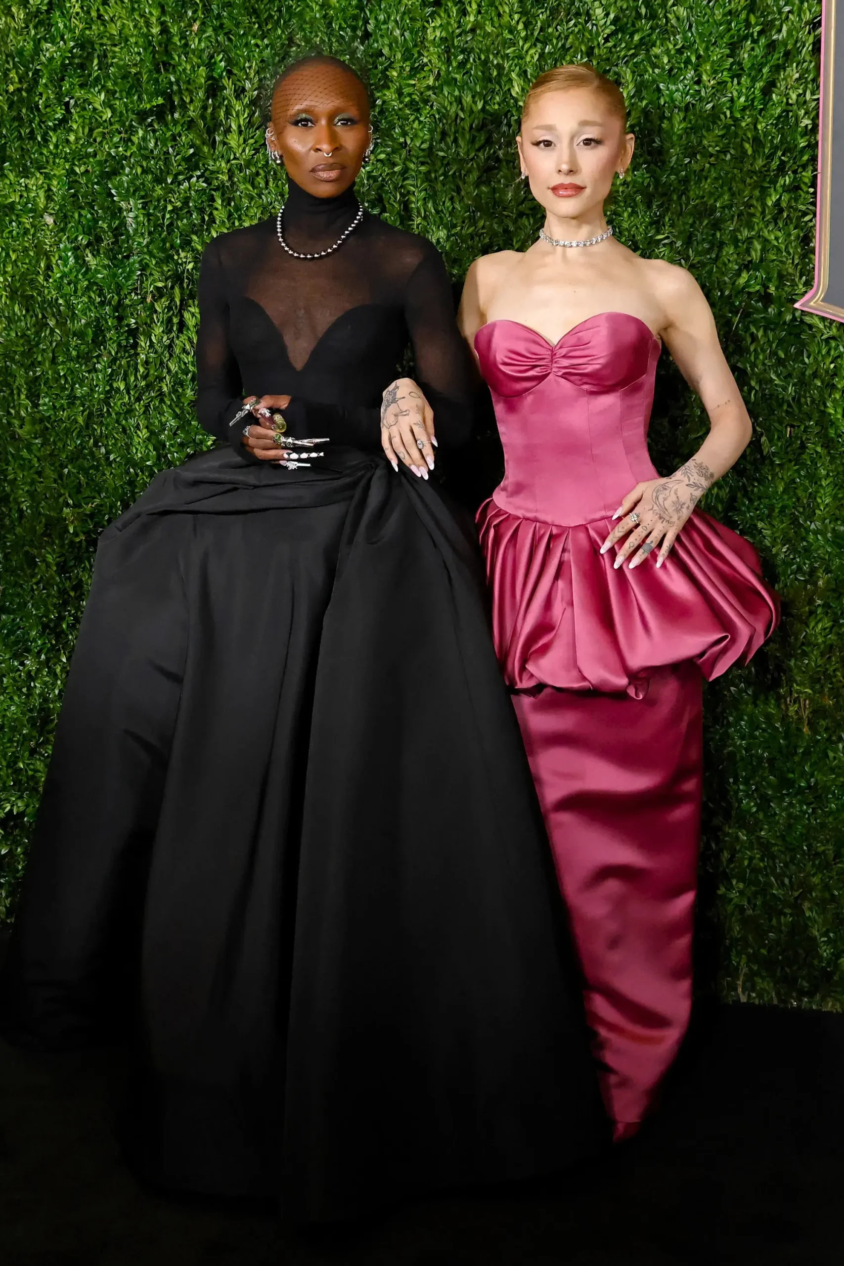 ERIVO IN DIOR, GRANDE IN LOUIS VUITTON