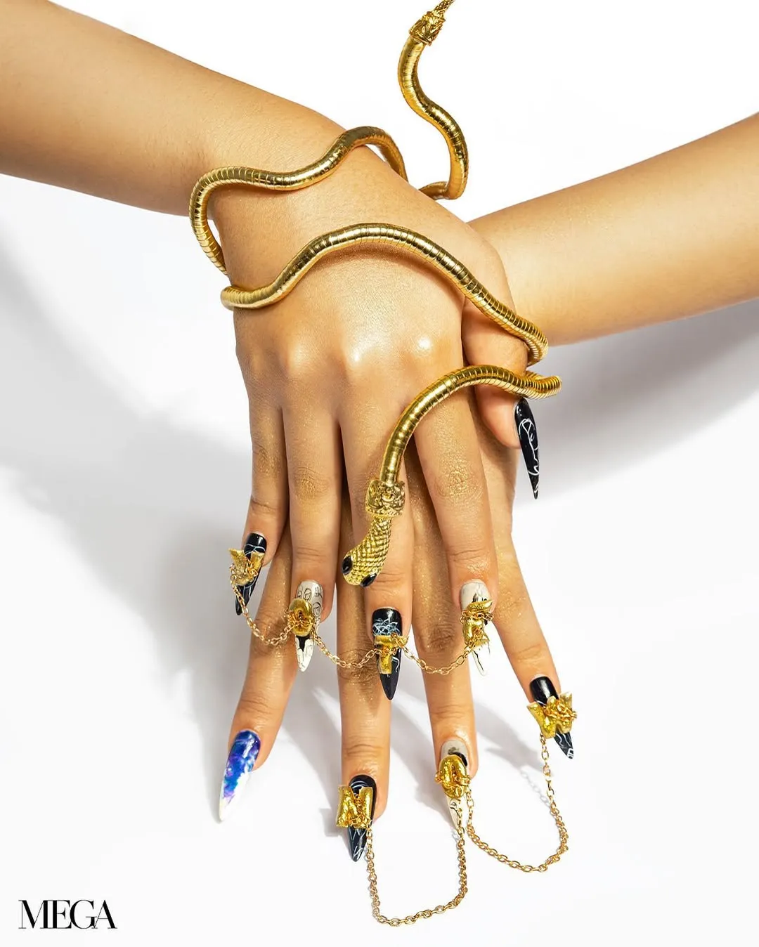PHOTOGRAPHY BY ALAIN LABABIT. NAILS BY EXTRAODINAIL