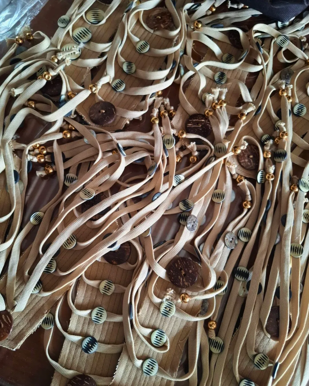 COCONUT AND MOTHER-OF-PEARL BUTTONS