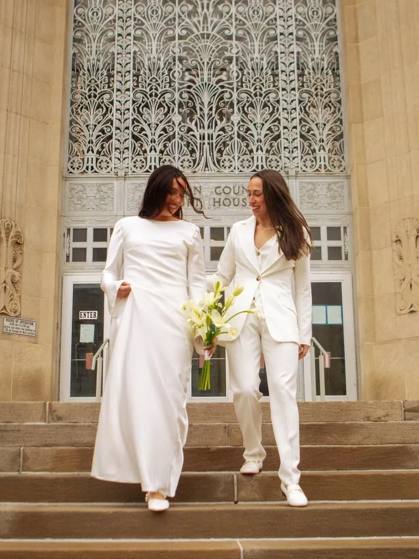 Emma Saez and Maria Saez-Camara
