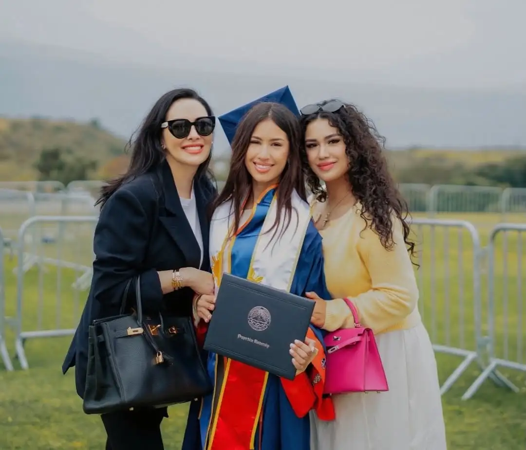 Lorin Gutierrez with family