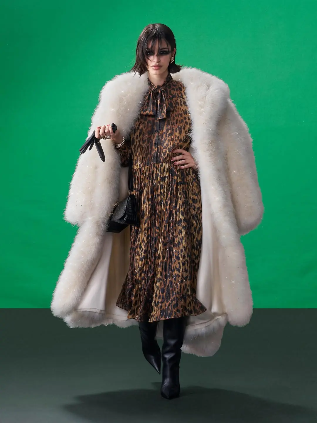 LOOK 18