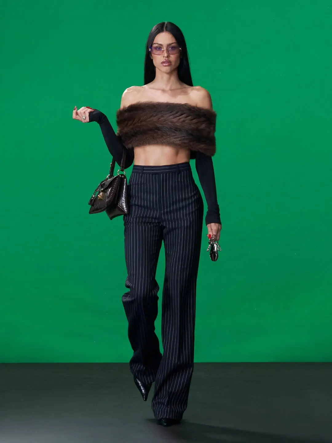 LOOK 11