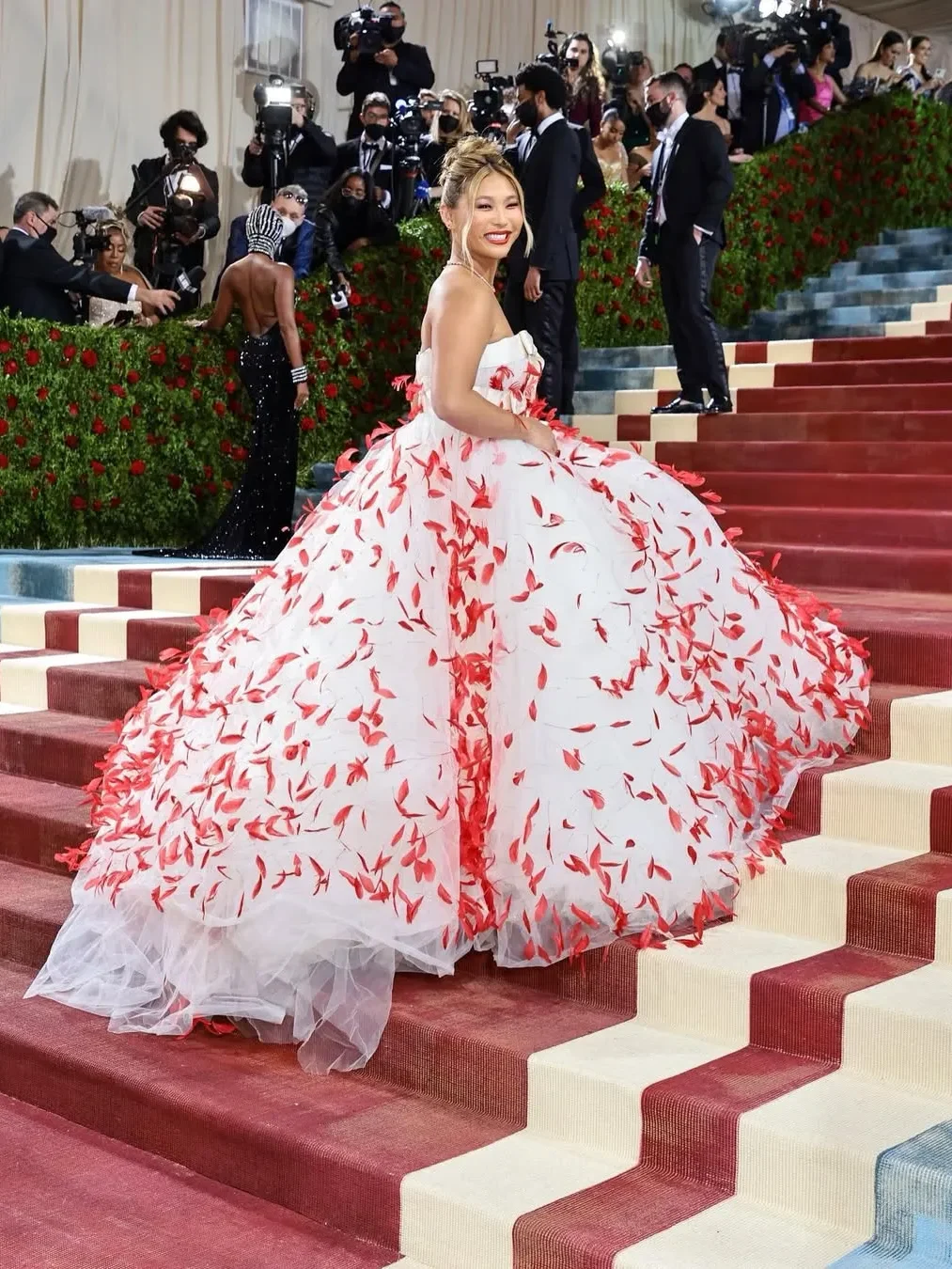 at the 2022 Met Gala in Giambattista Valli