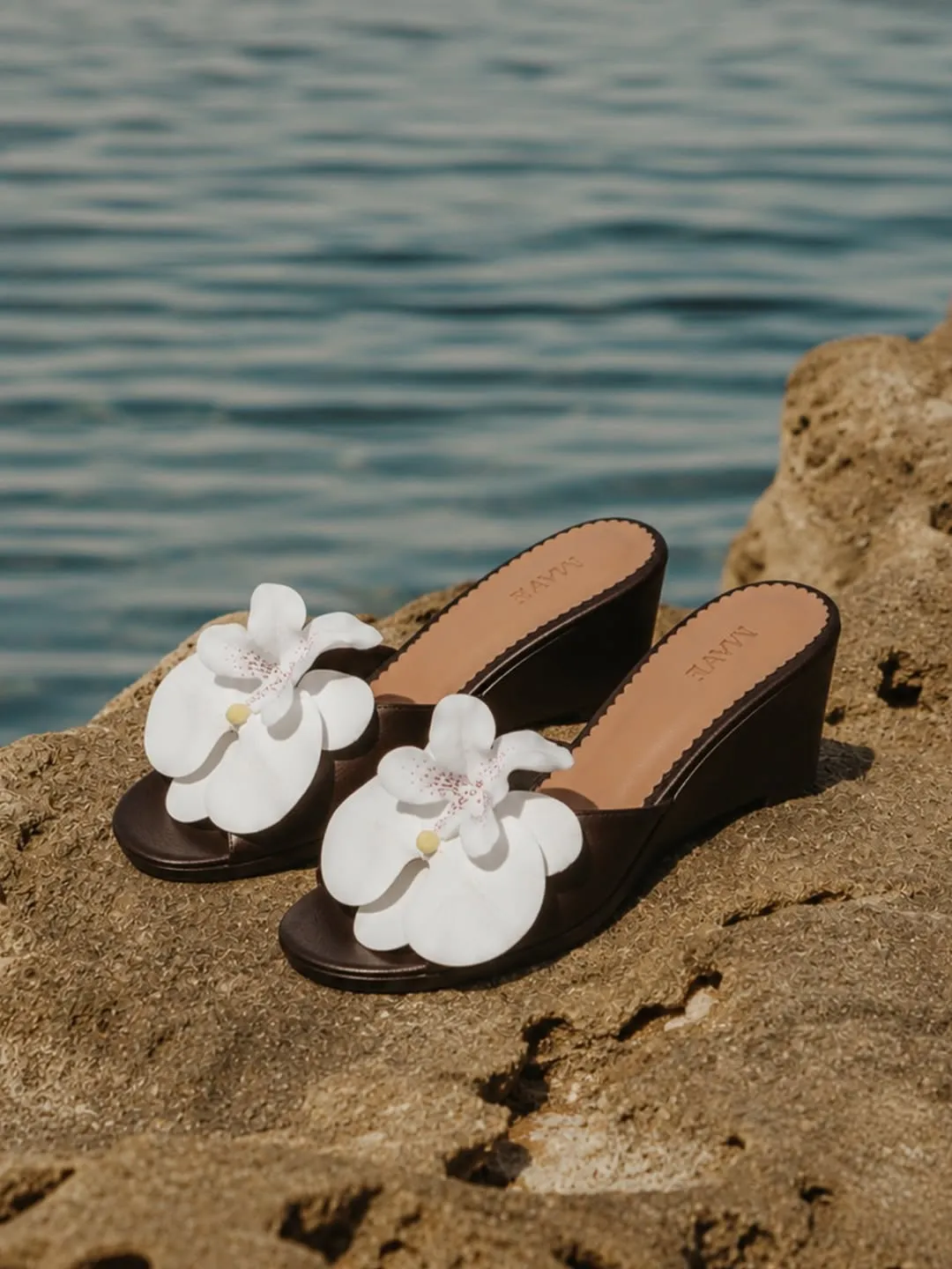 Mave adapts to your mood—Equal parts classic and whimsical,