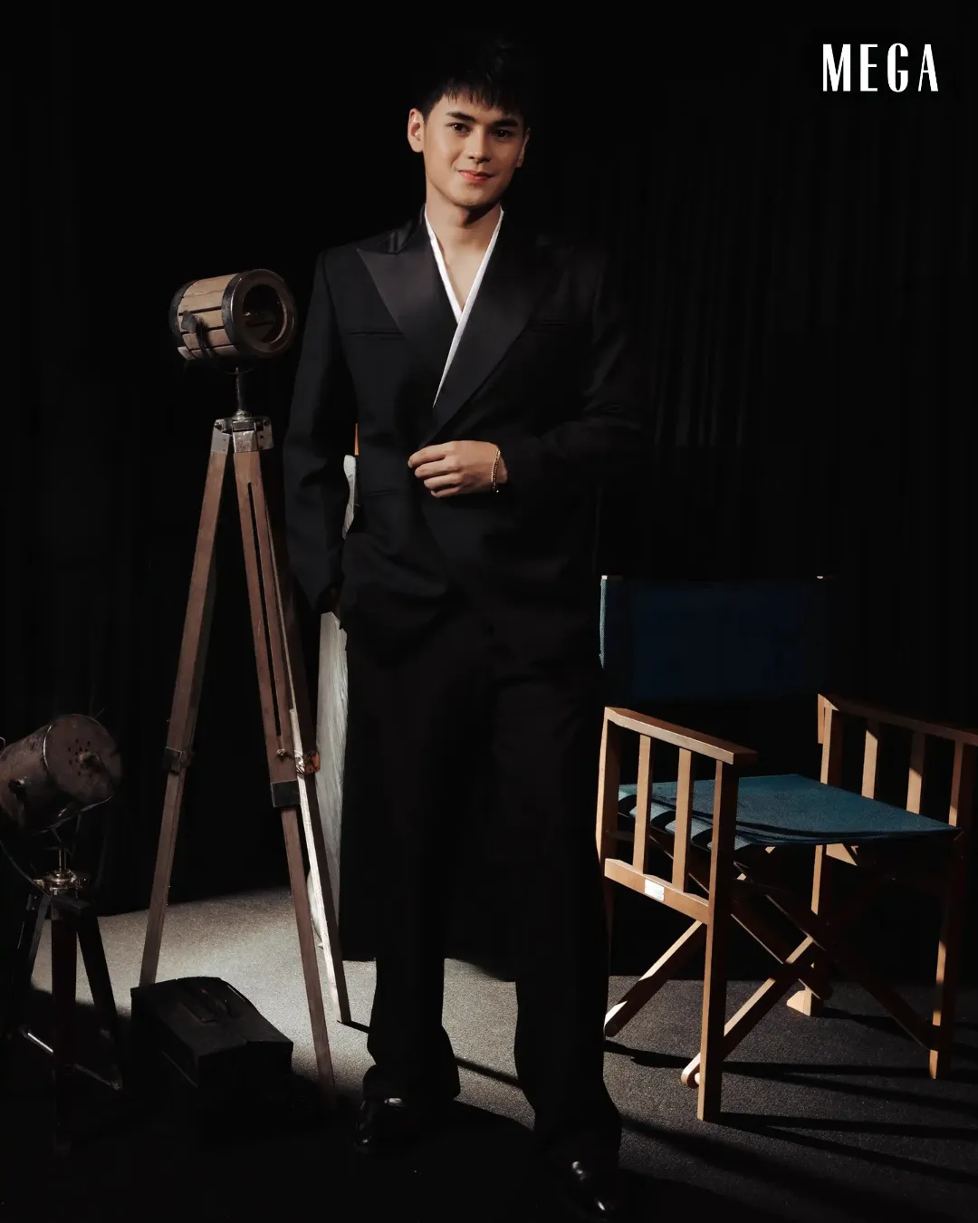 Dustin Yu wearing Fatima Beltran; Styled by Ivor Jullian