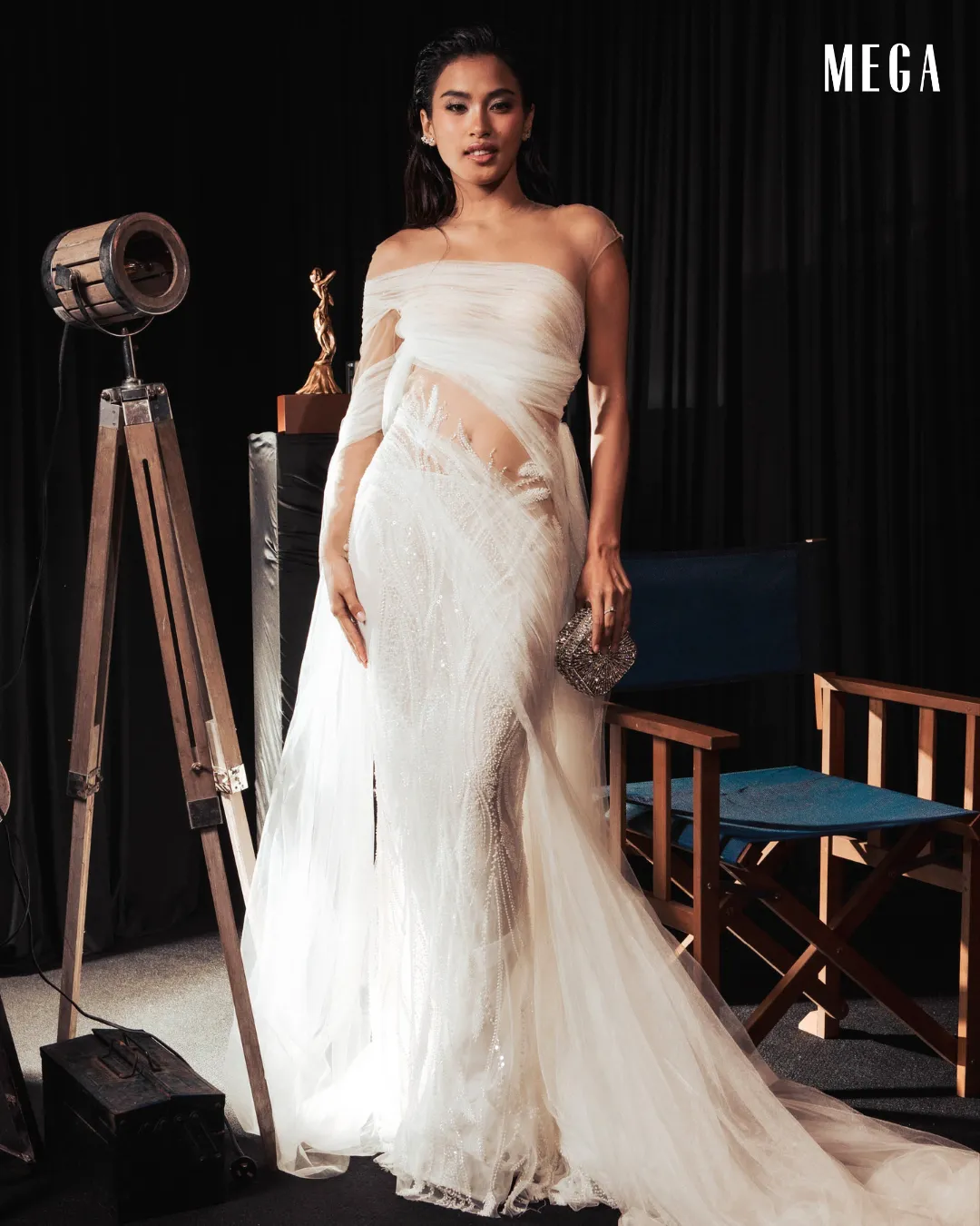 Shuvee Entrata in Francis Libiran; Styled by Cath Sobrevega, Riri Verano, and Jem Arboleda