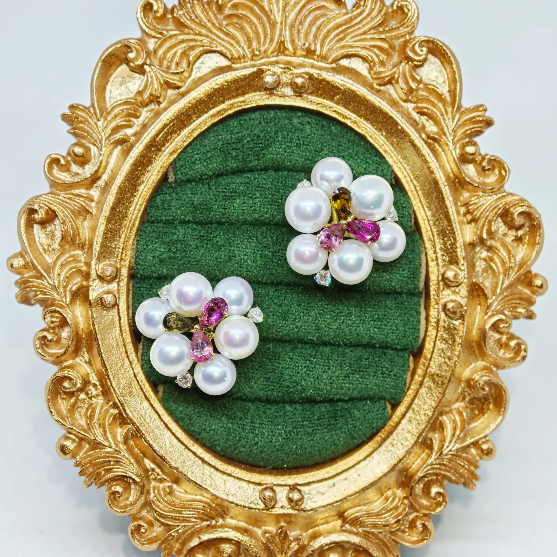 Judy Jewels + Fedesto
