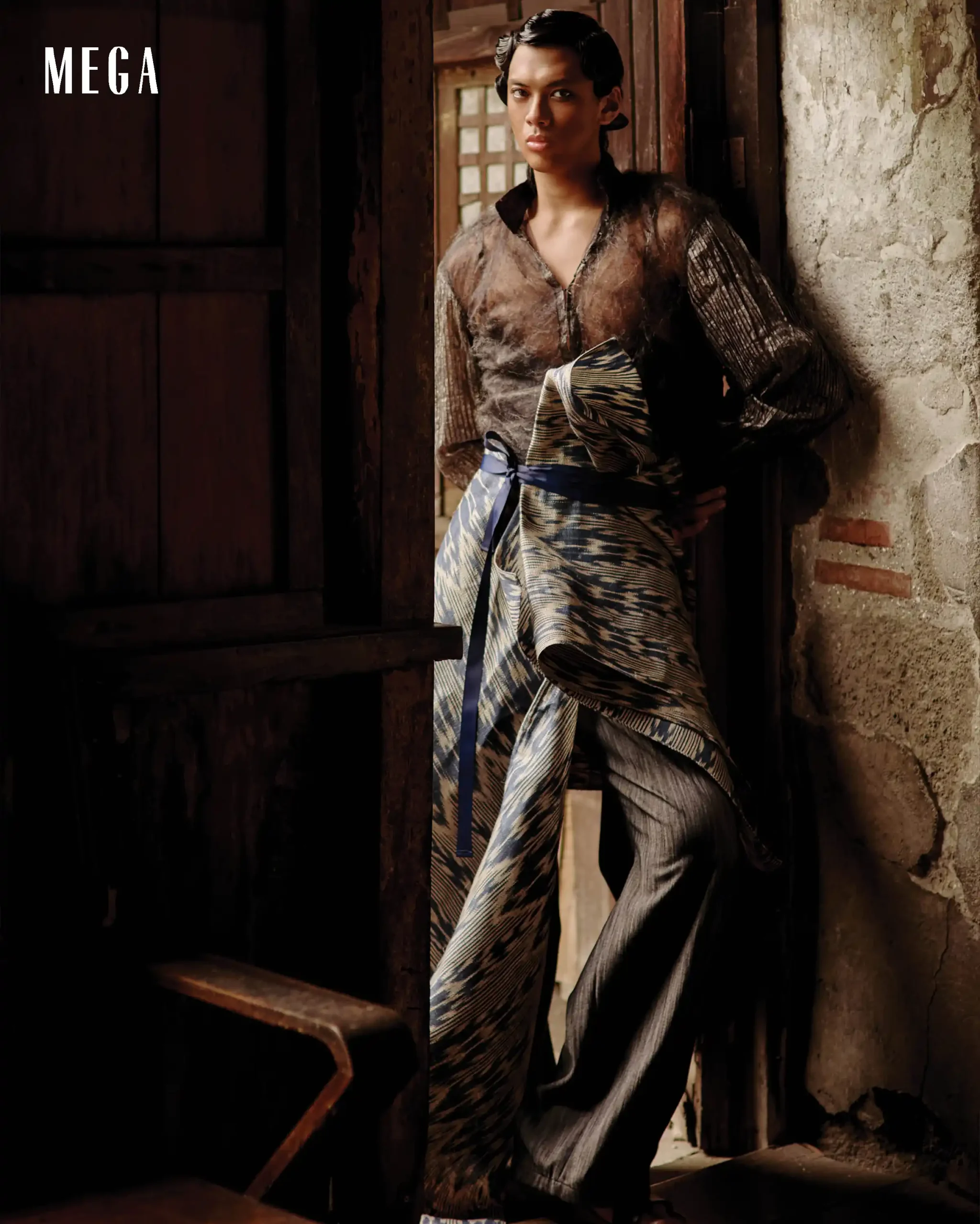 Gelo wears Rajo Laurel