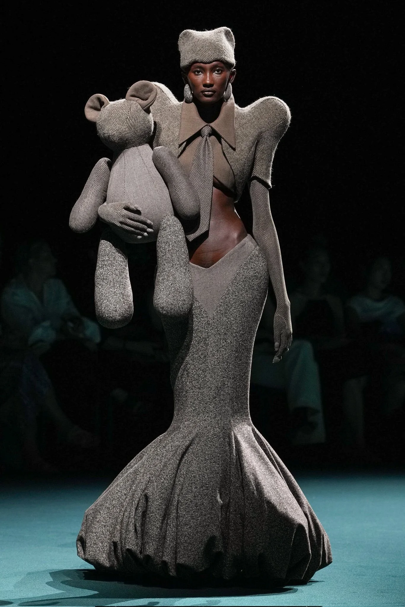 Robert Wun Haute Couture F/W26 Look 9