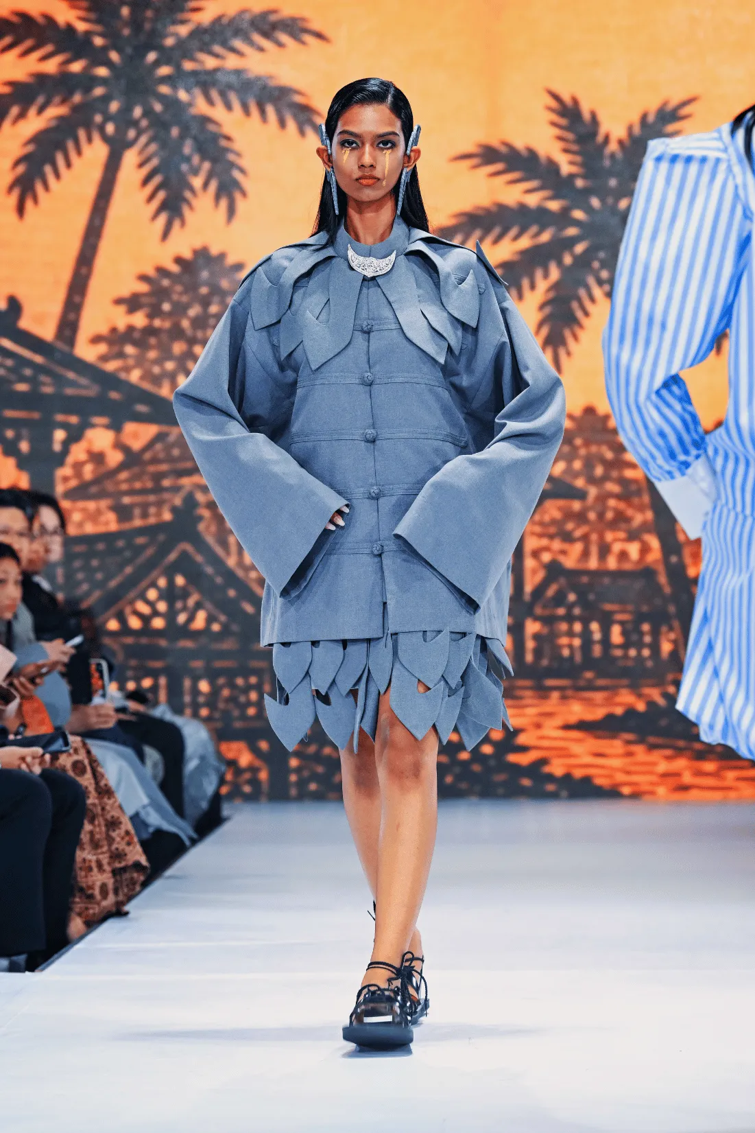 BEHATI by Kel Wen, Look 3
