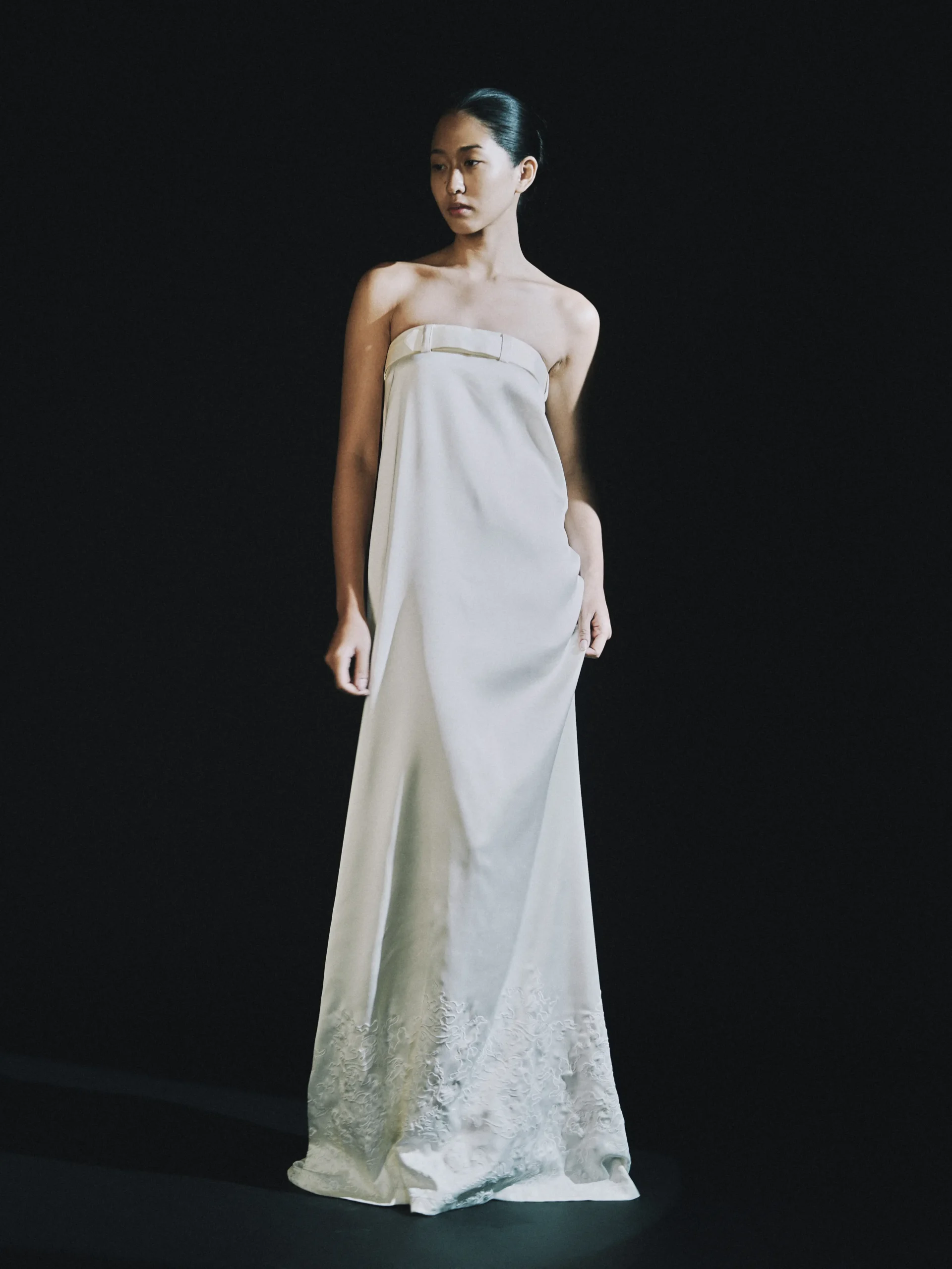 Kelvin Morales AURA Look 11