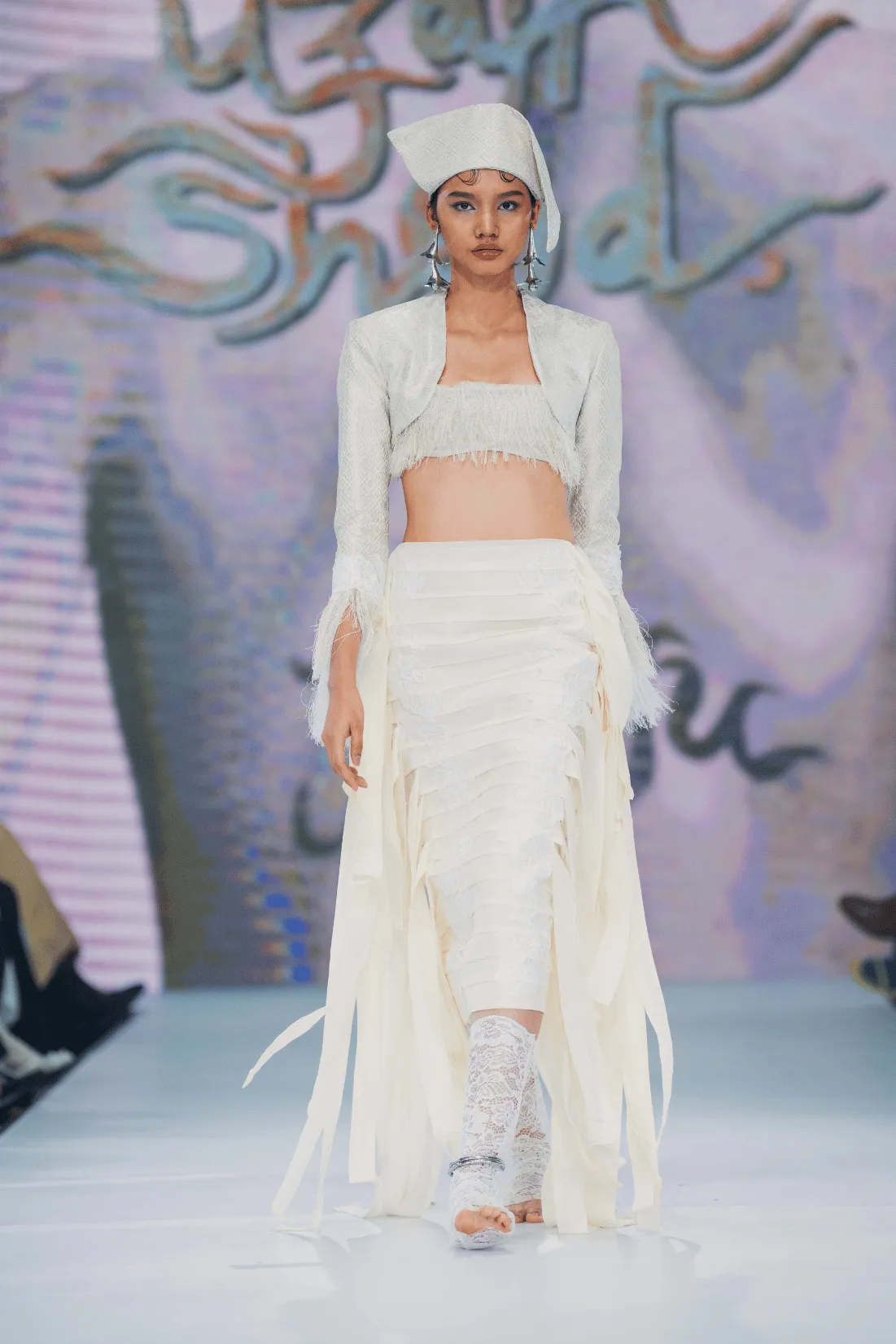 BAYU by Uzaid Shoid, Look 10