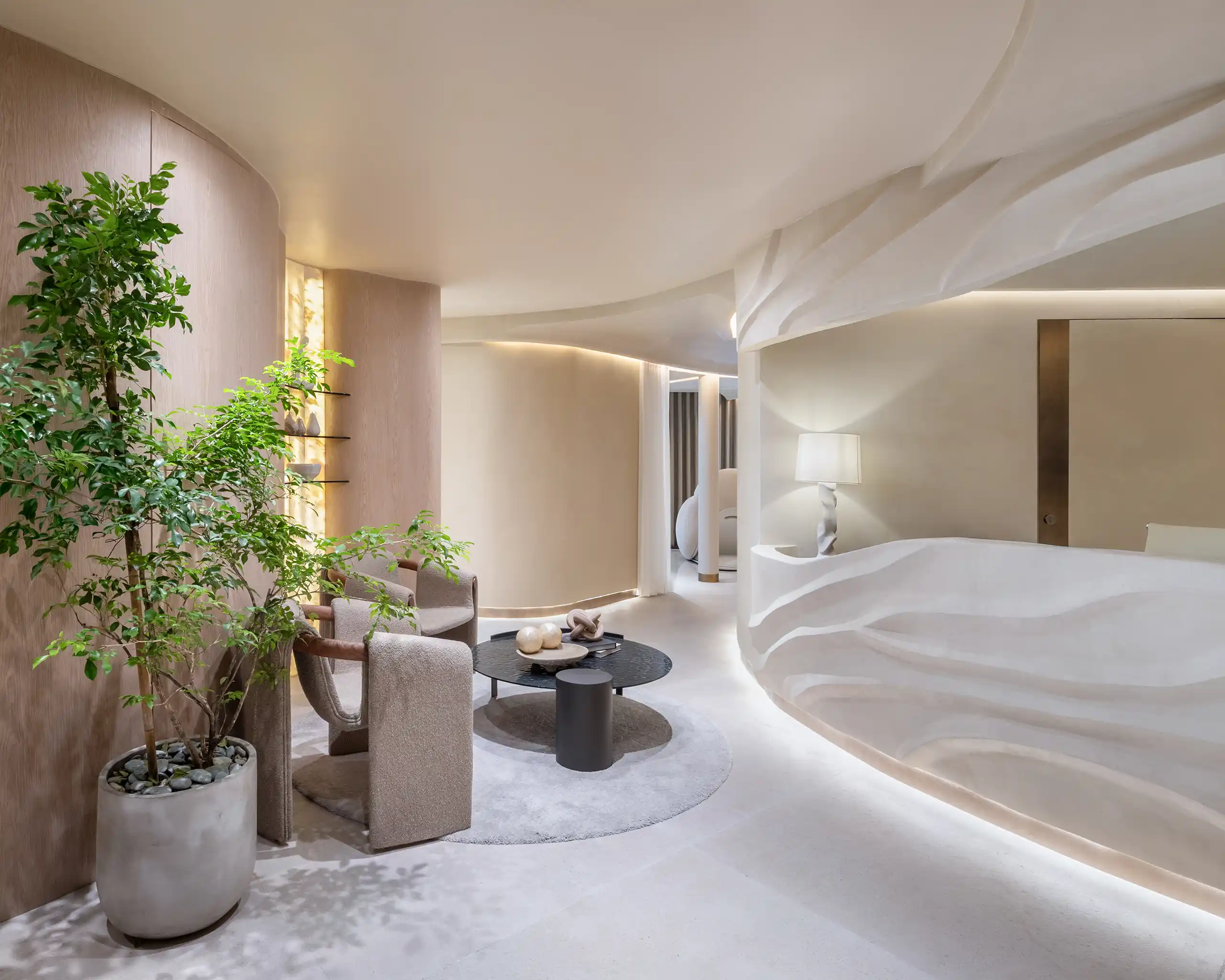 By design, the XIGLO experience is absolutely personalized: by-appointment-only access and no shared spaces, with a dedicated personal concierge guiding you throughout the entire process.