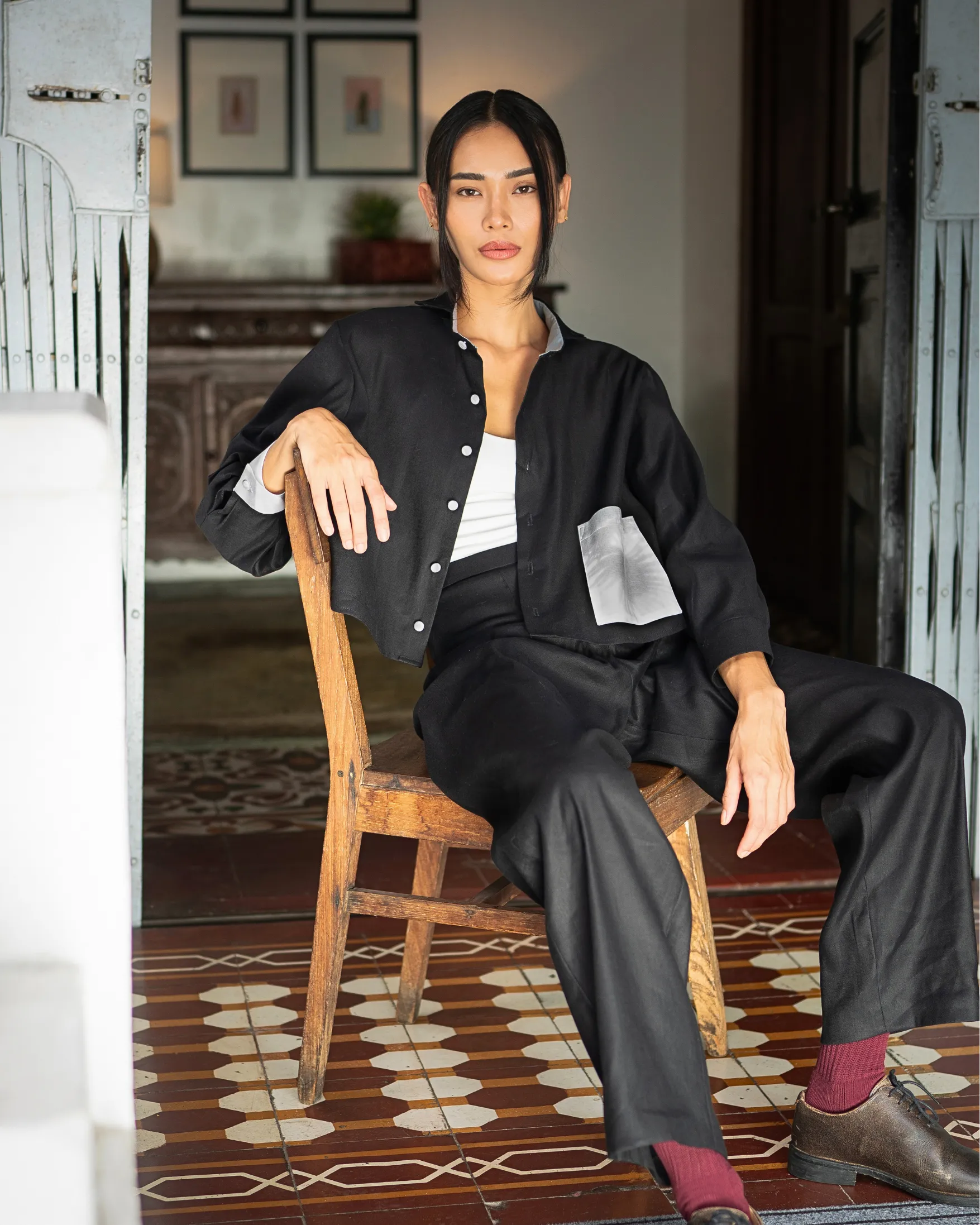 J. Lloren Editions look 2