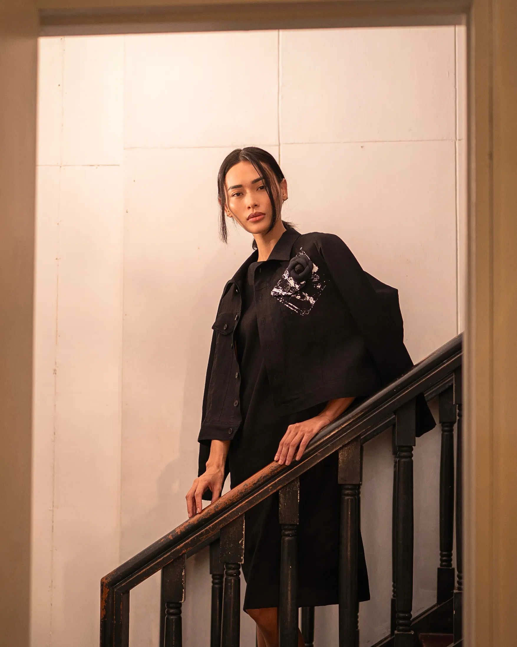 J. Lloren Editions look 6