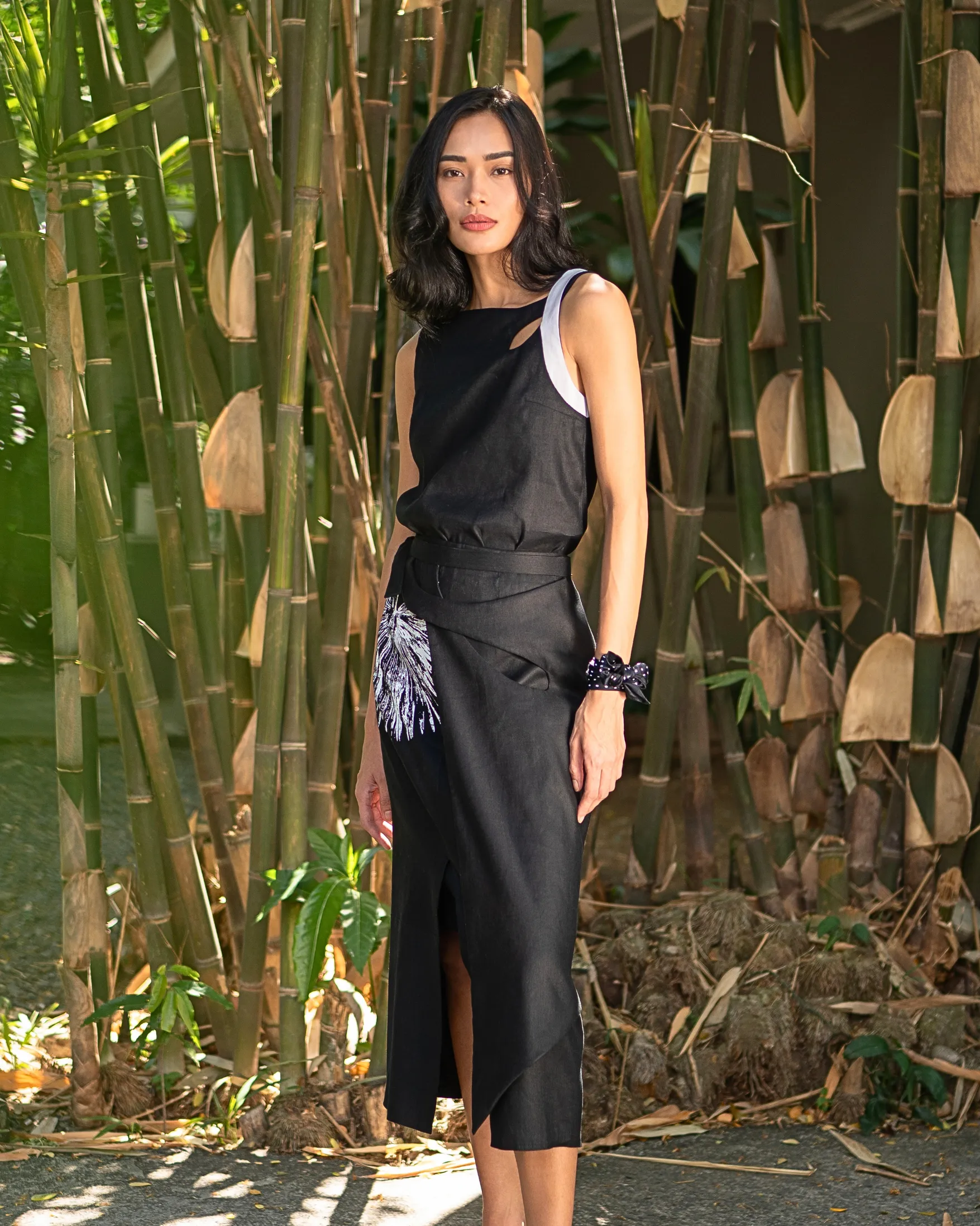 J. Lloren Editions look 7