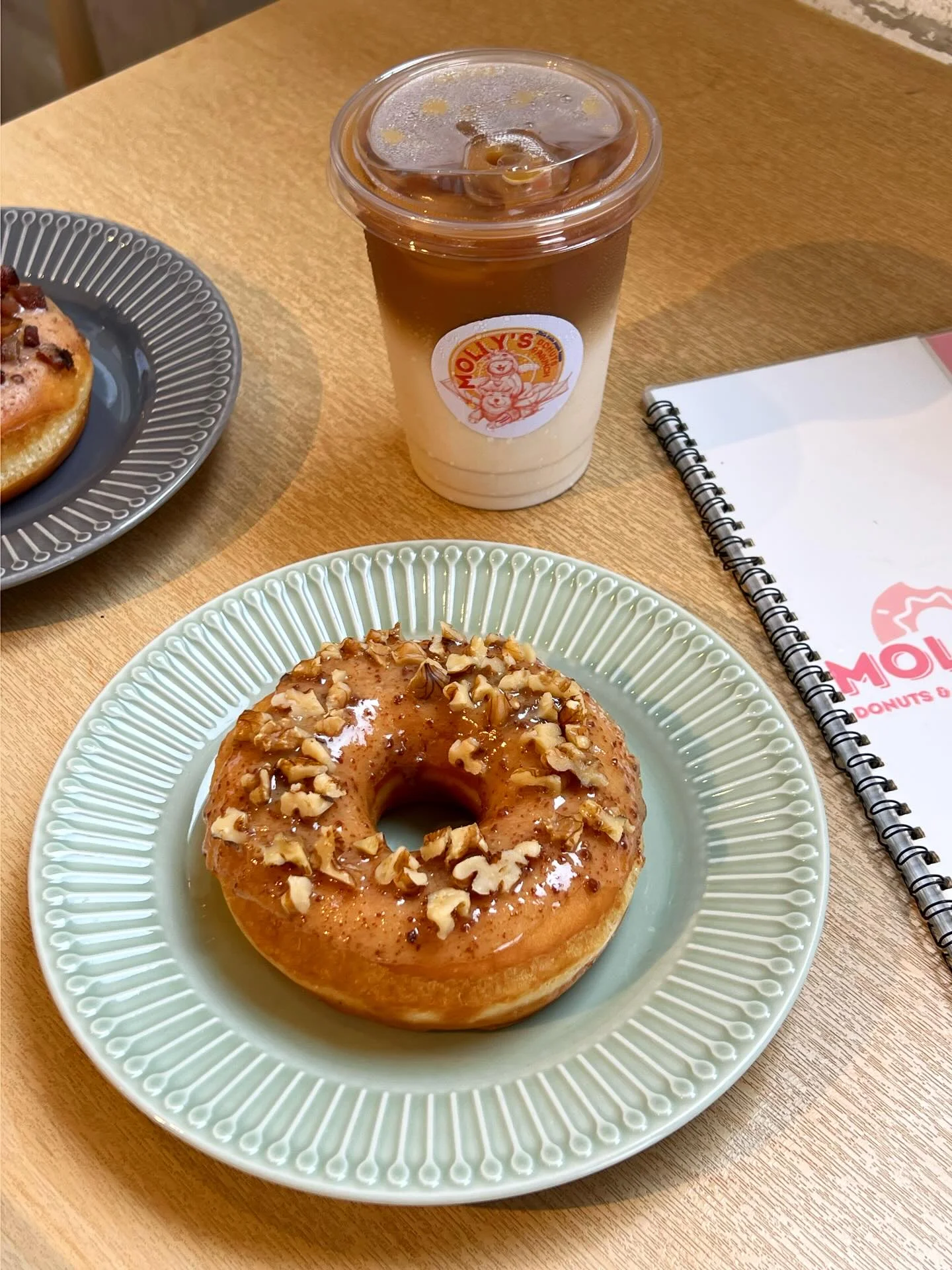 molly's donut and brunch cafe donuts