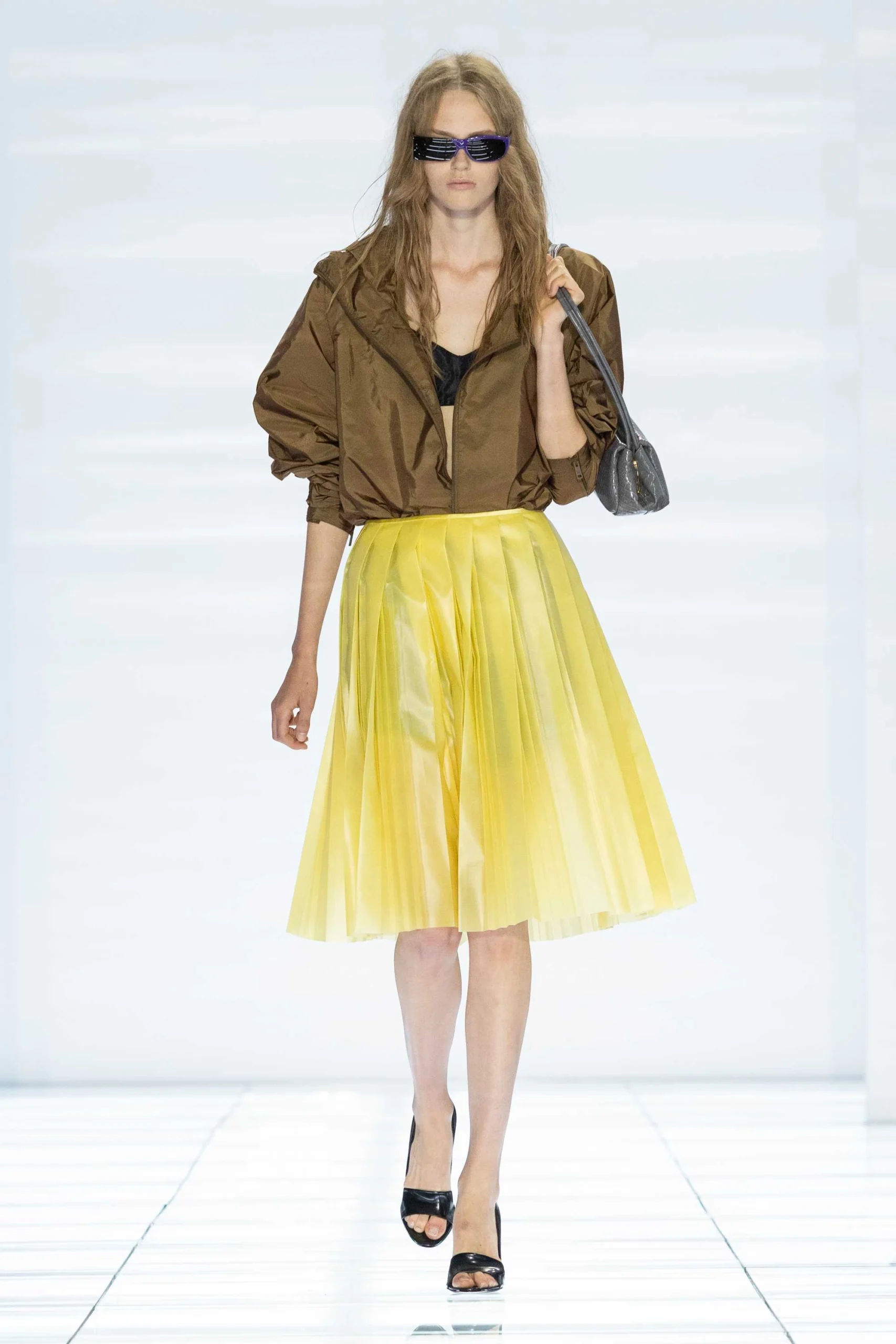Prada S/S27, Look 2