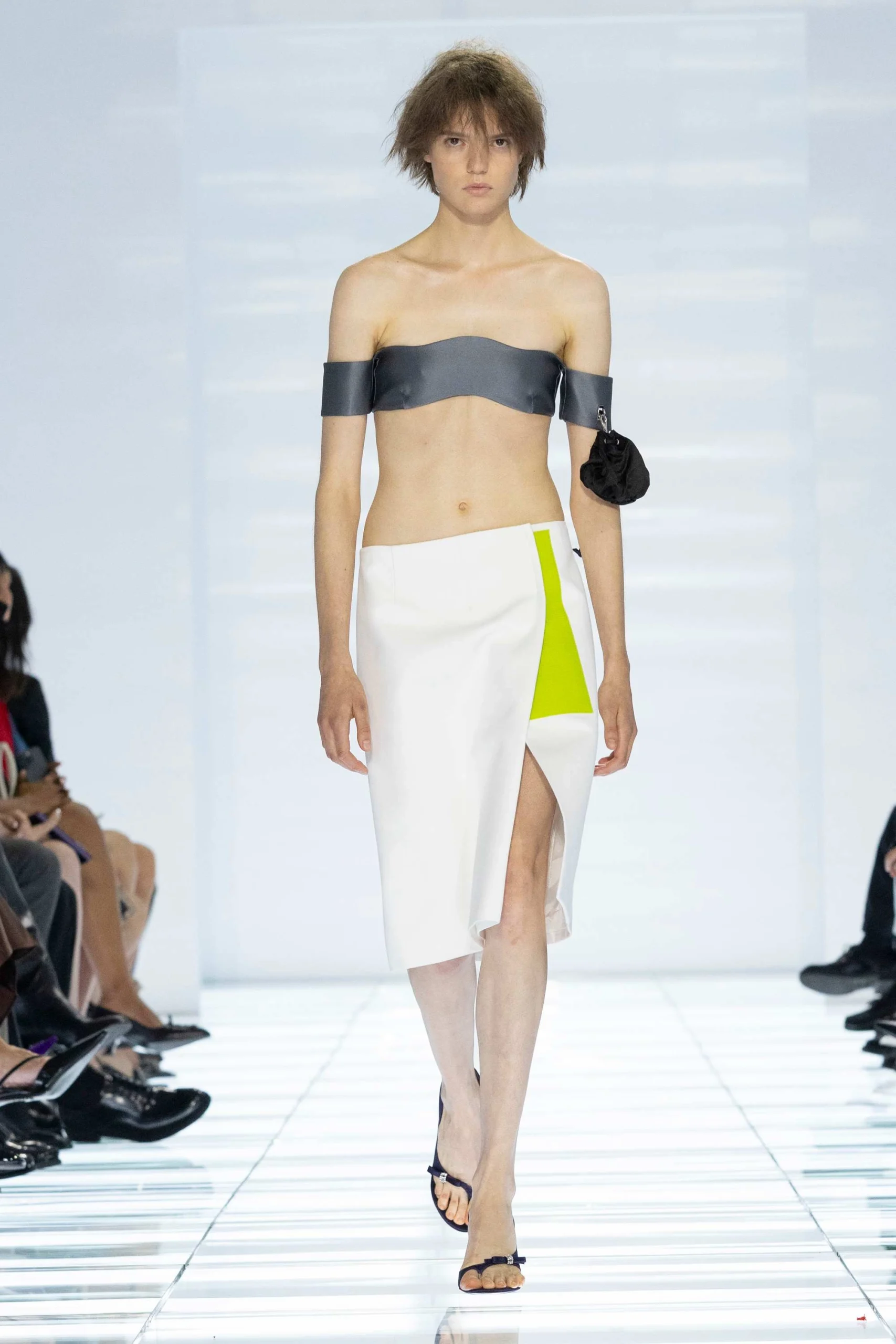 Prada S/S27, Look 9