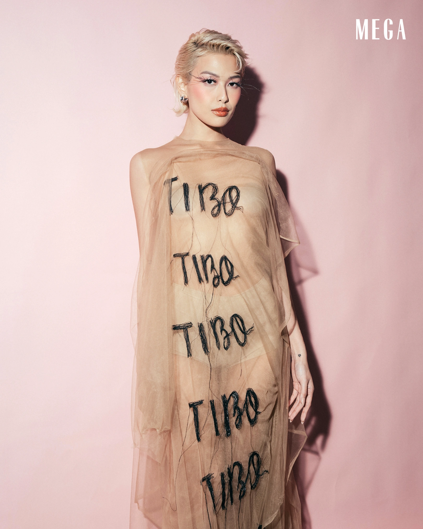 Queer Notes by Yana Kalaw, Look 4